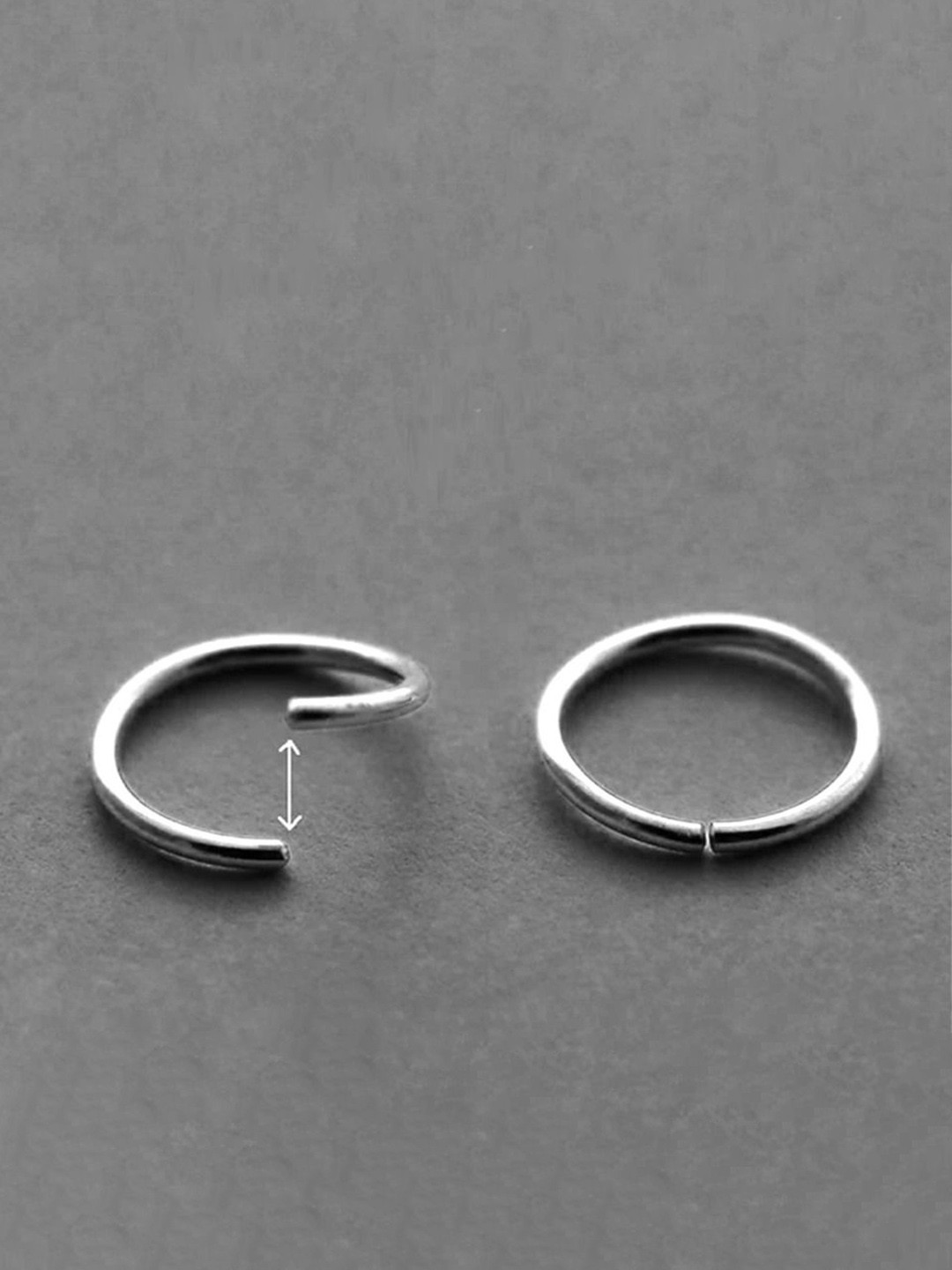 Sangria 925 Sterling Silver Moonround Piercing Ring Nosepin