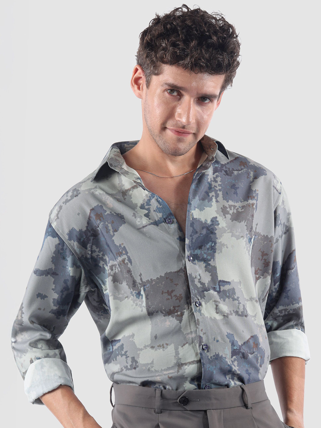 Beyoung Men Club Abstract Printed Regular Fit Casual Shirt