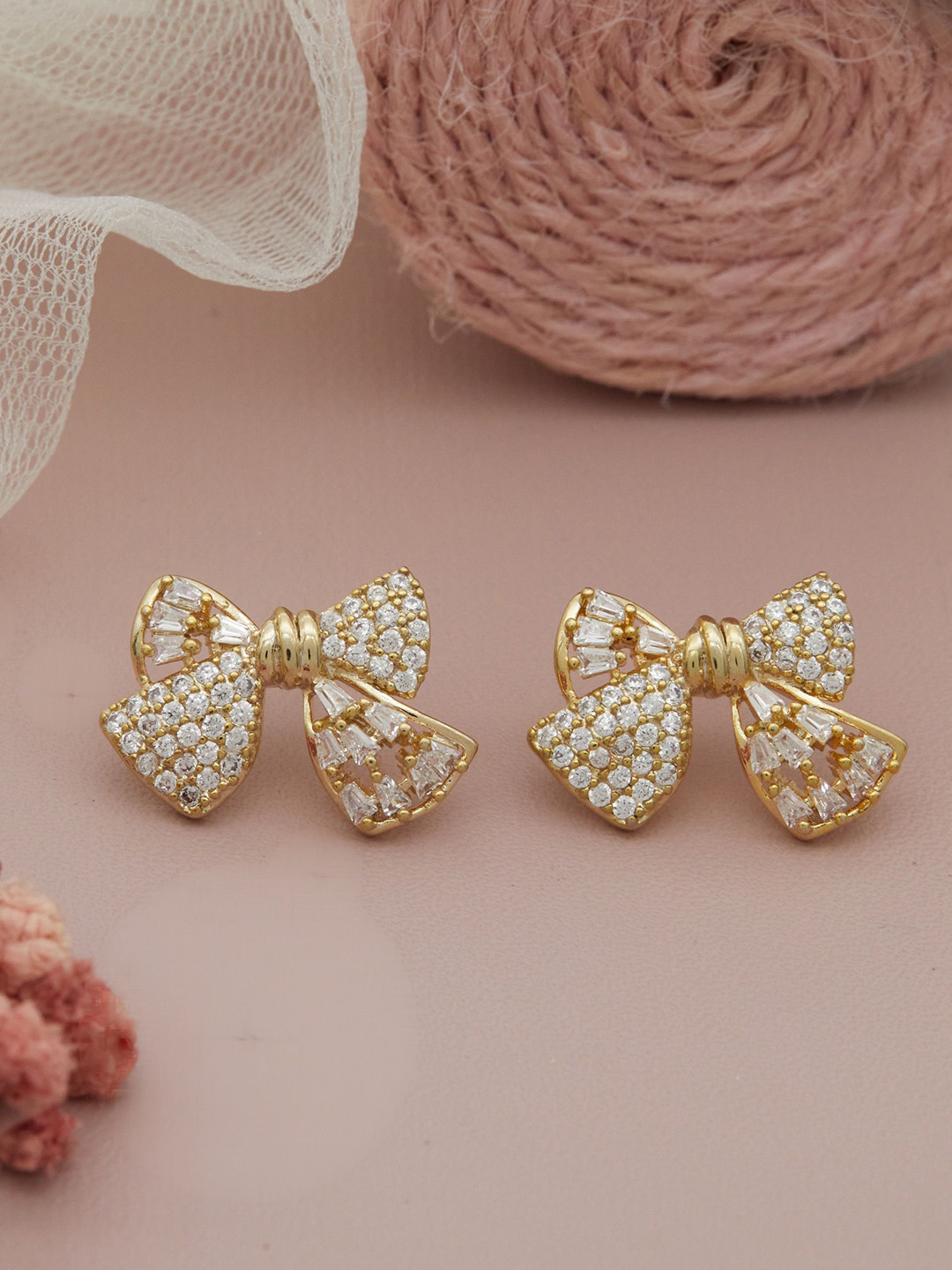 GC Jewelery Gold-Plated Floral Chic Gold Bow Crystal Earrings Studs