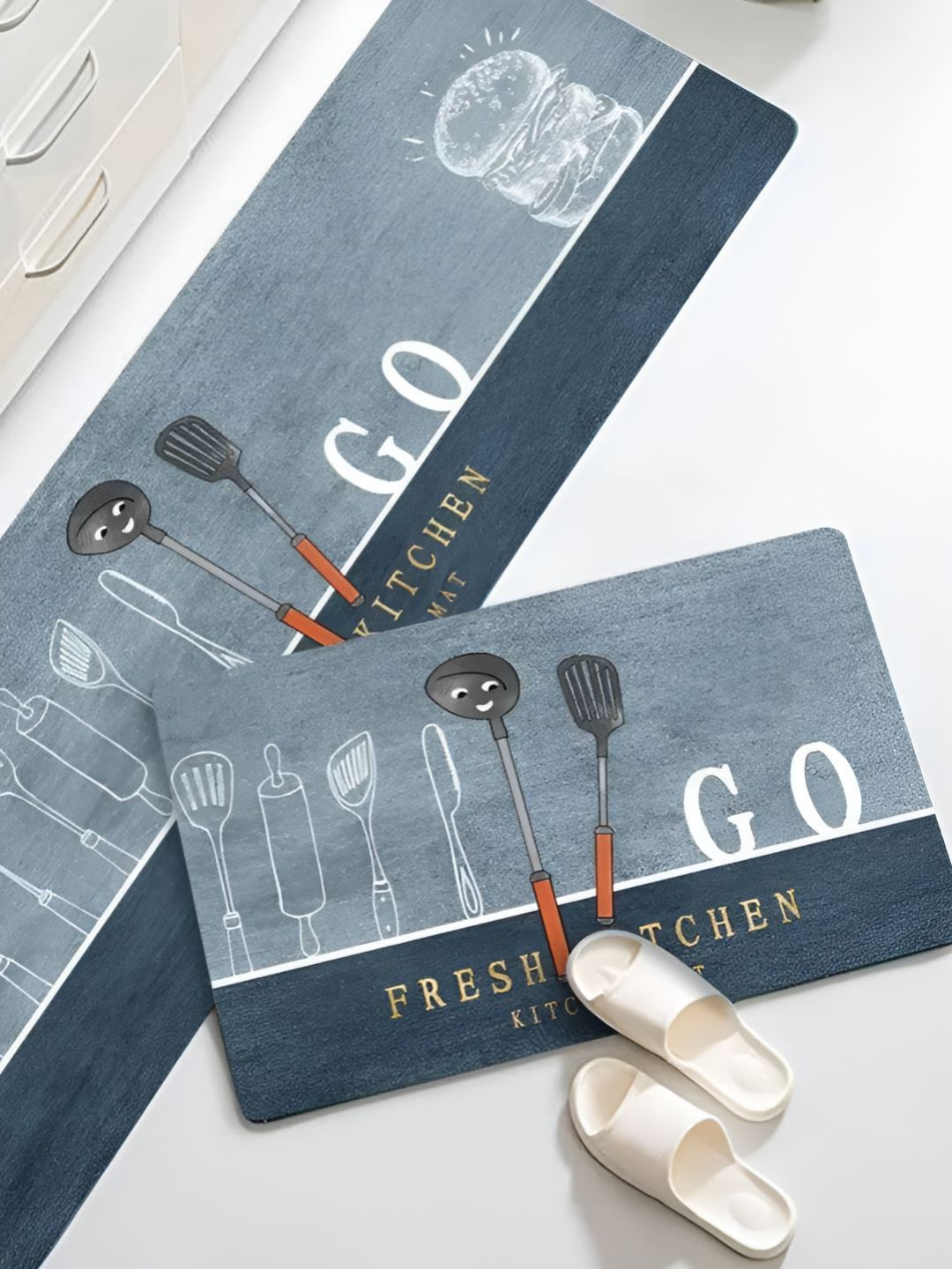 ZEELPETAL 2Pcs Blue & White Printed Kitchen Mats