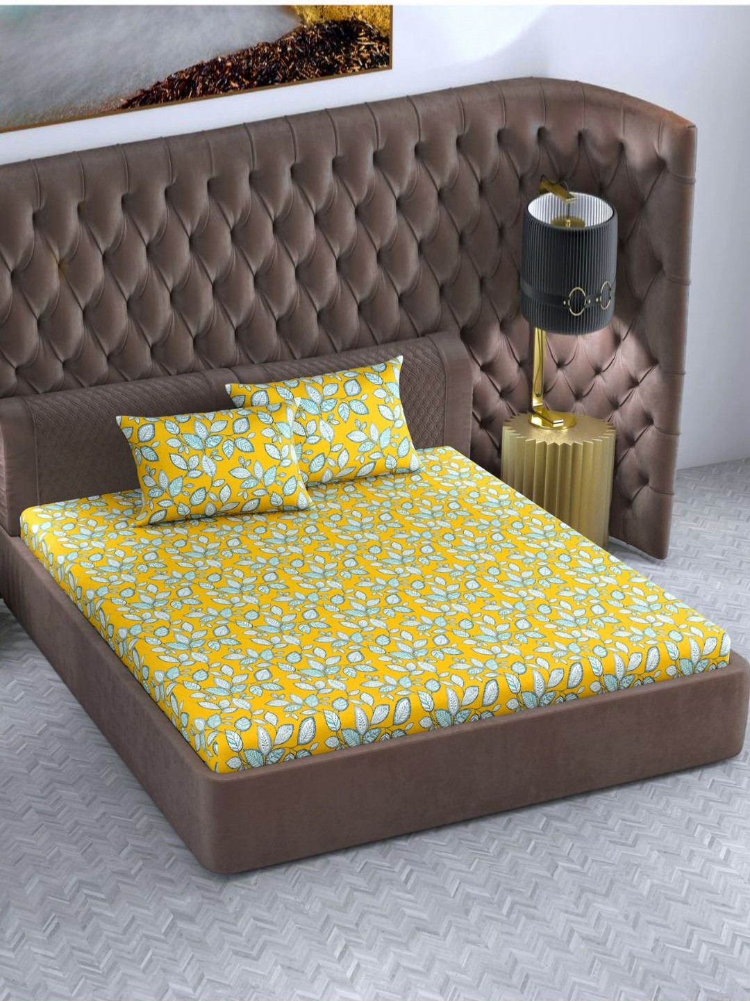 Divine Casa Gold-Toned & White Floral 144 TC Queen Bedsheet with 2 Pillow Covers