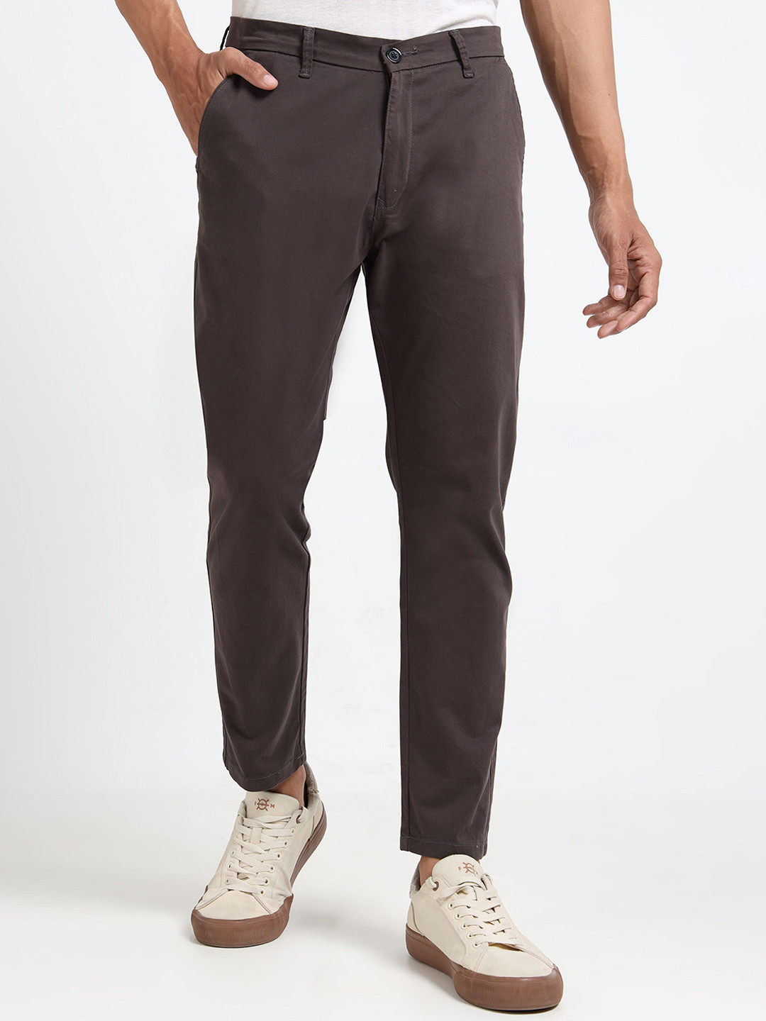 U.S. PITCHERS Men Mid-Rise Slim Fit Chinos