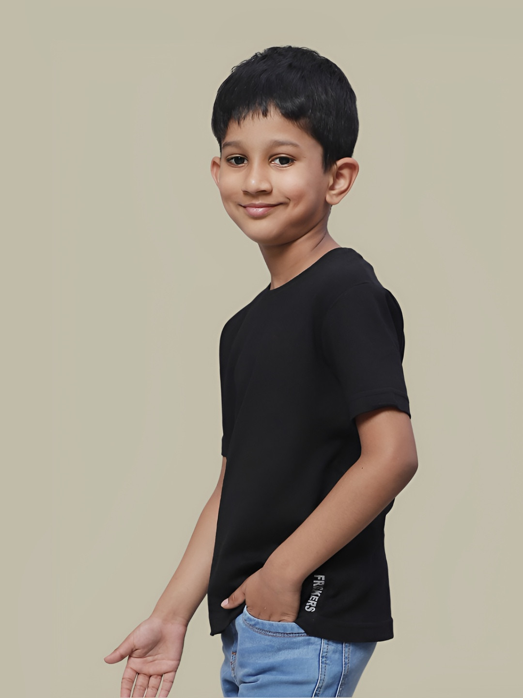 Friskers Boys Solid Regular Fit T-shirt