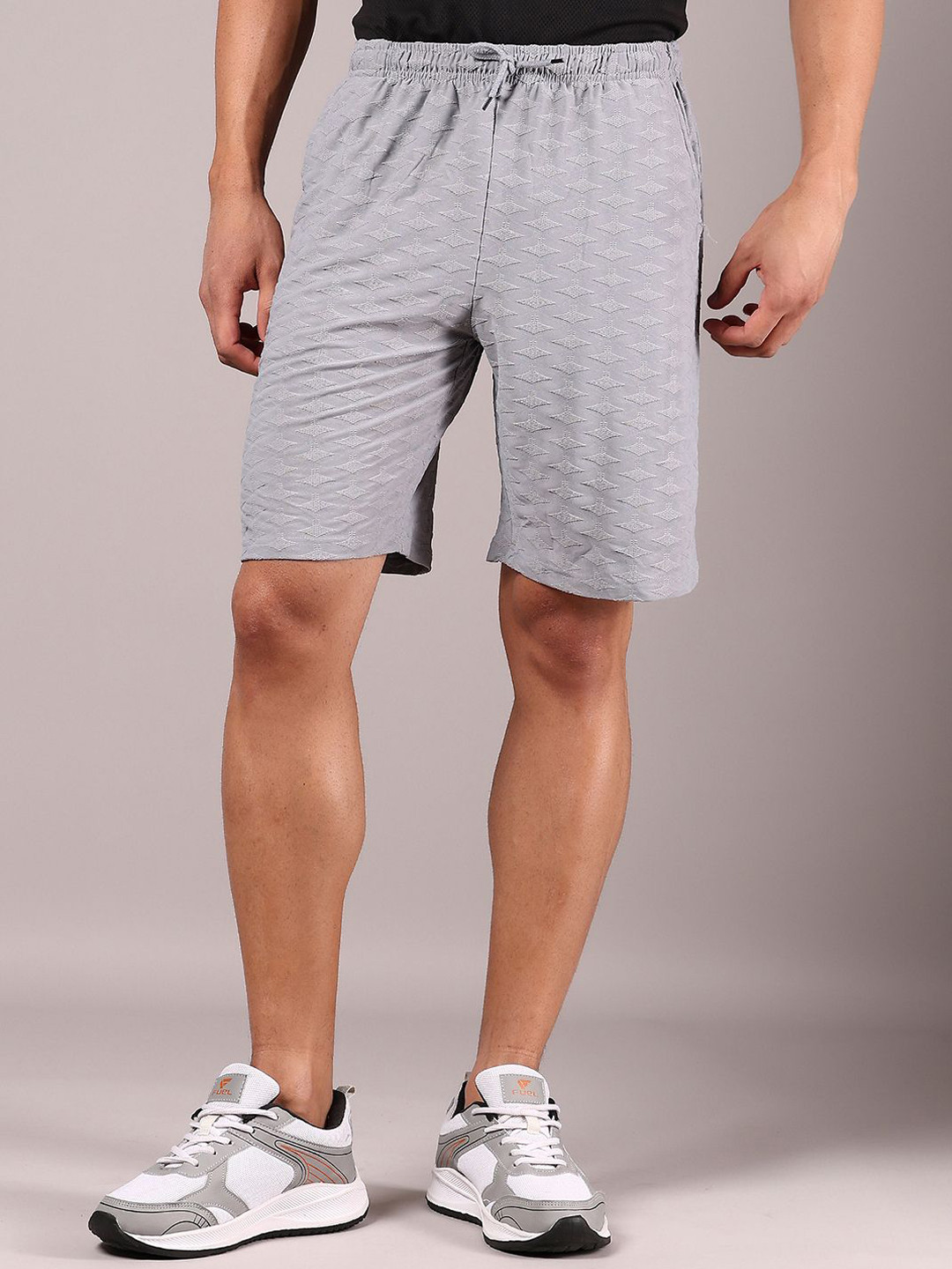 LIMEROAD Men Self Design Drawstring Shorts