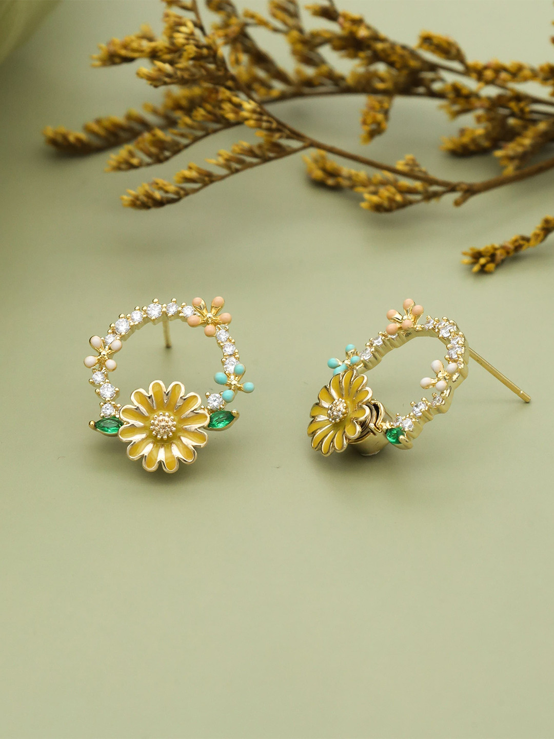 GC Jewelery Gold-Plated Artificial Stones and Beads Studded Floral Studs