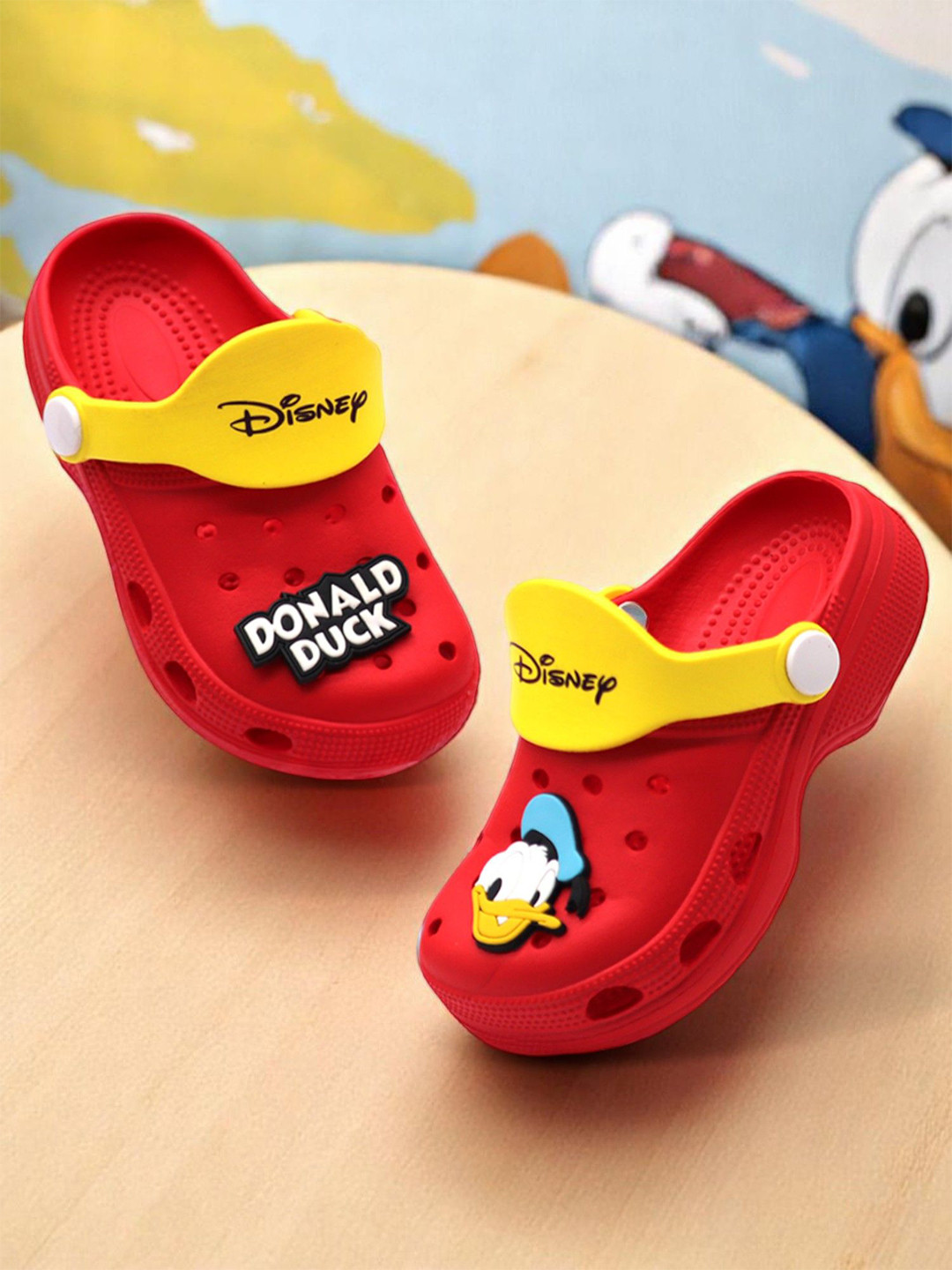 Miss & Chief Unisex Kids Disney Colourblocked Clogs