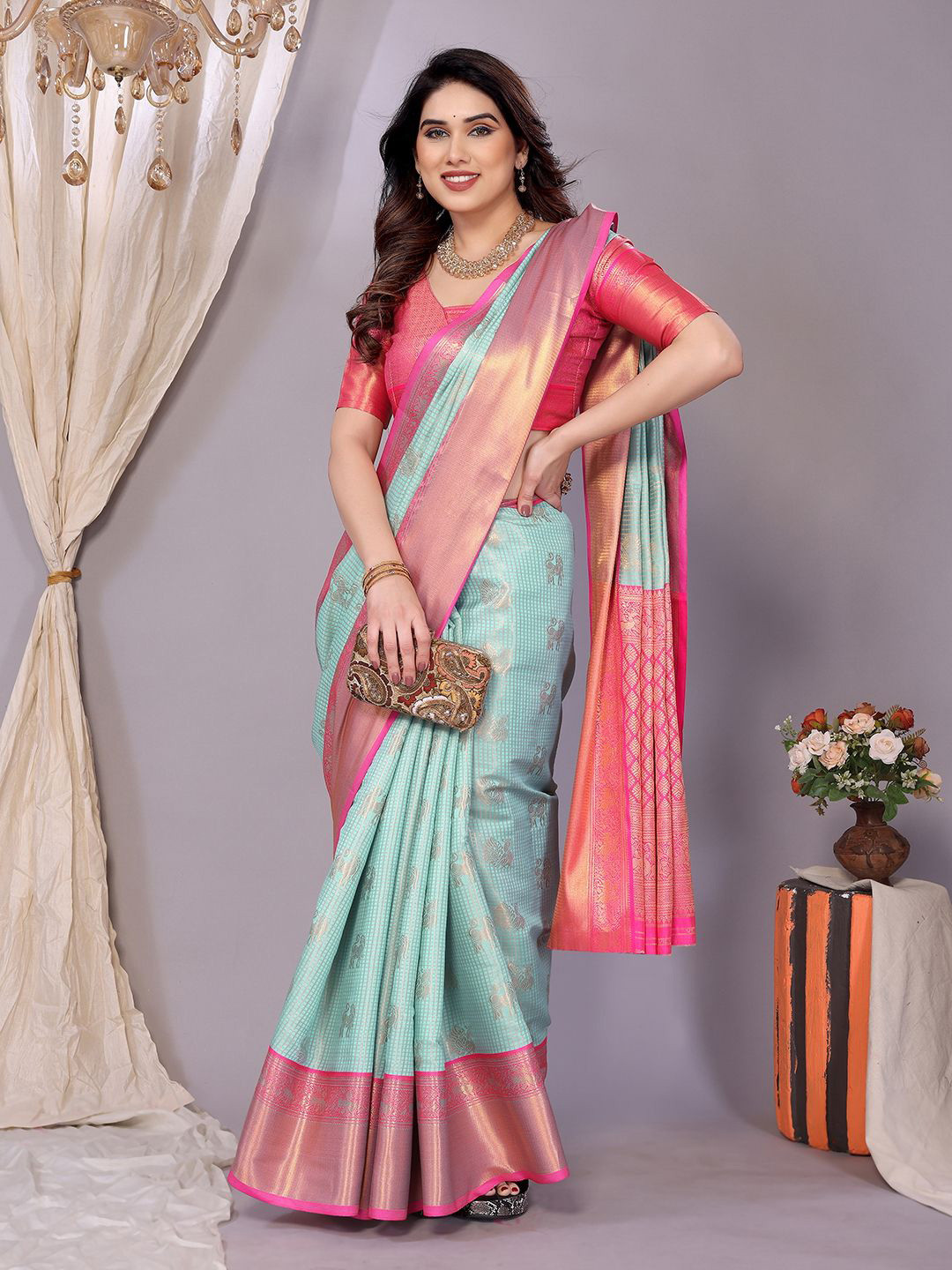 VILLAGIUS Floral Woven Design  Designer Kanjeevaram Saree