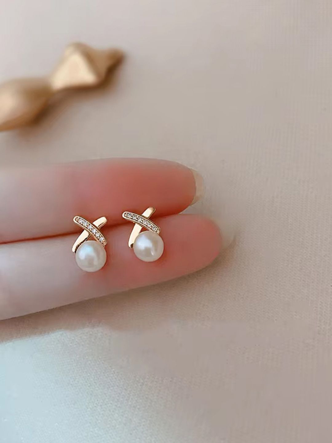 YouBella Gold-Plated Artificial Stones Studded & Beaded Contemporary Studs