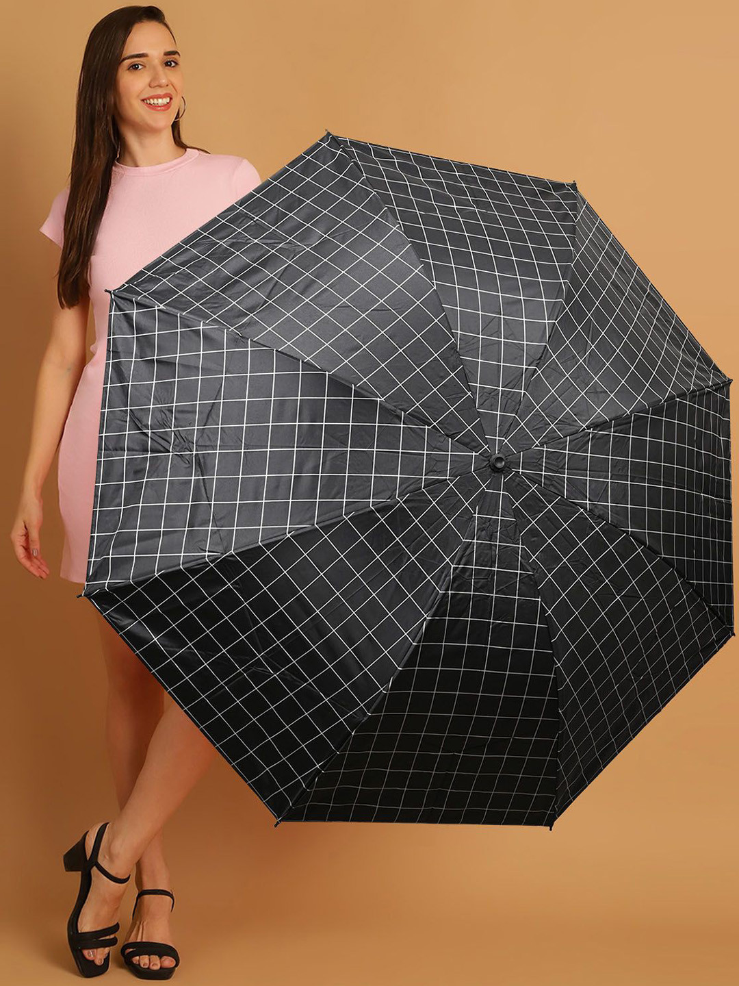 Aura Manual 3 Fold Checked Umbrellas