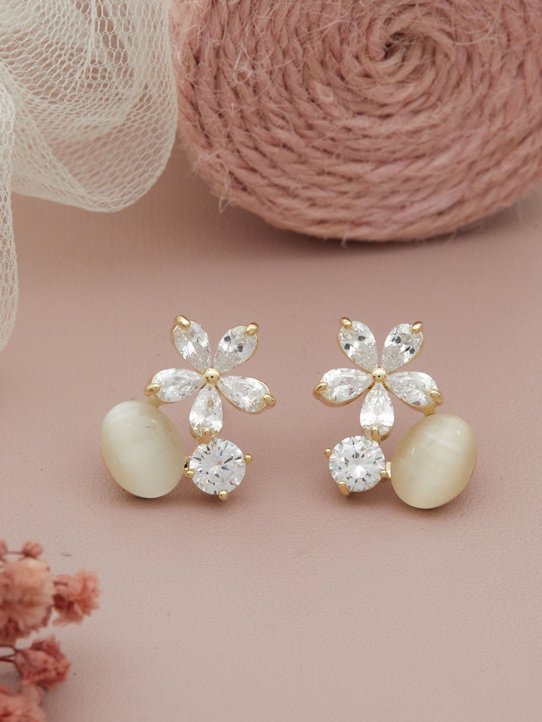 GC Jewelery Gold Crystal & Pearl Floral Earrings