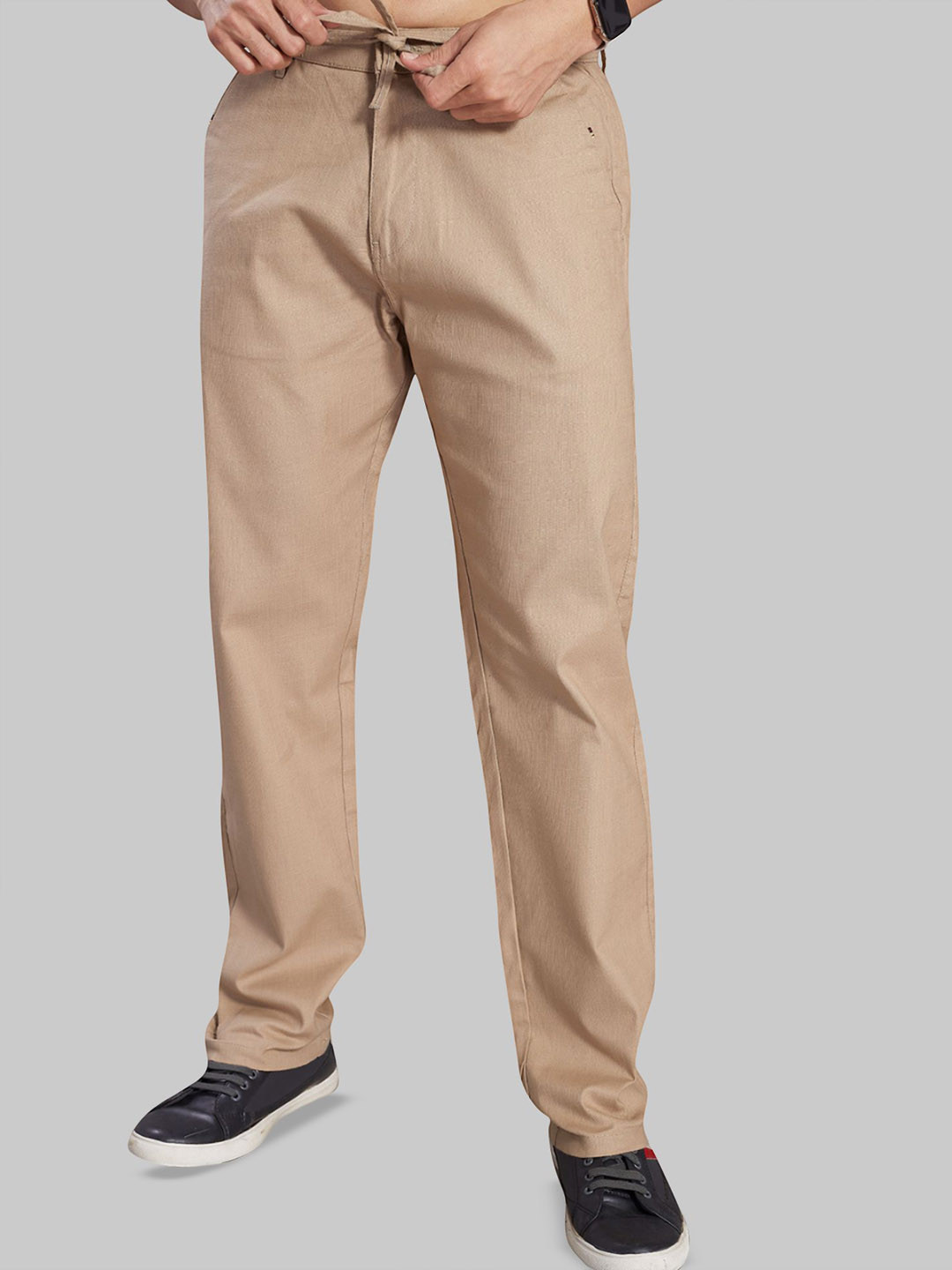 DIVISIVE Men Relaxed Straight Fit Easy Wash Trousers