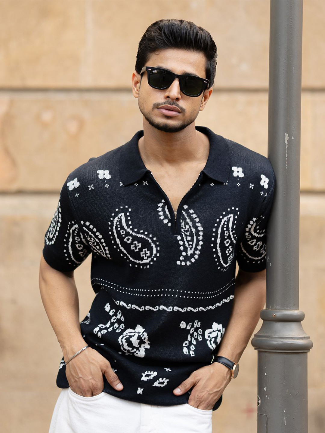 Powerlook Men Navy Paisley Jacquard Knit T-Shirt