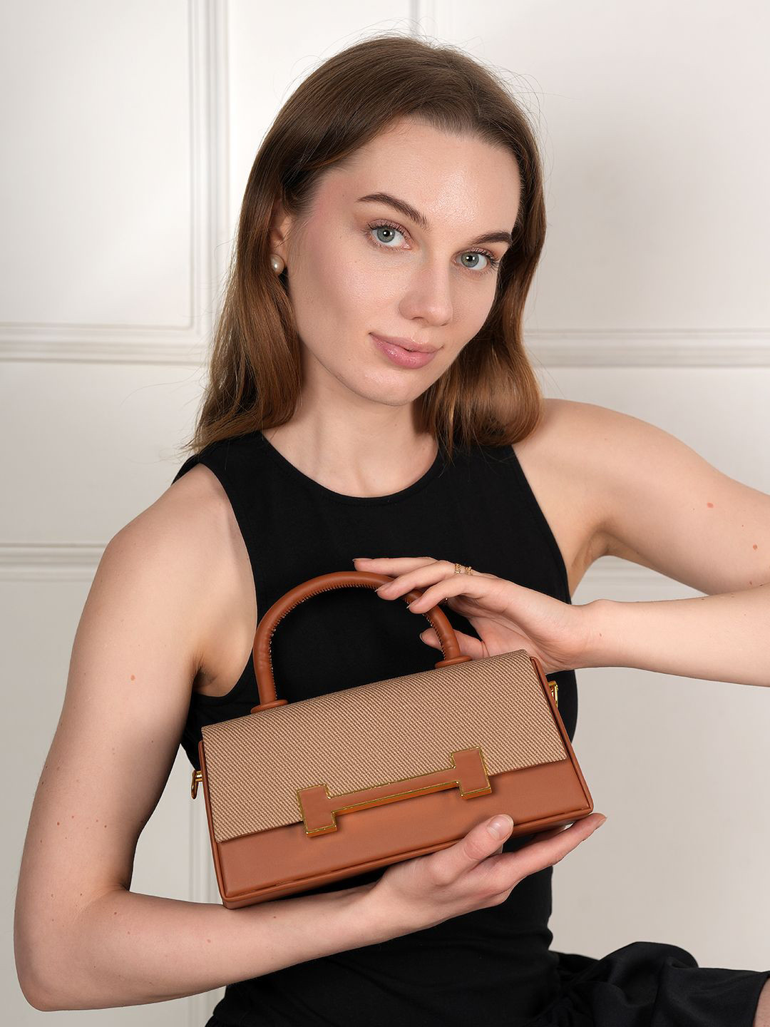 Flingo Chic Tan Women PU Structured Handheld Bag