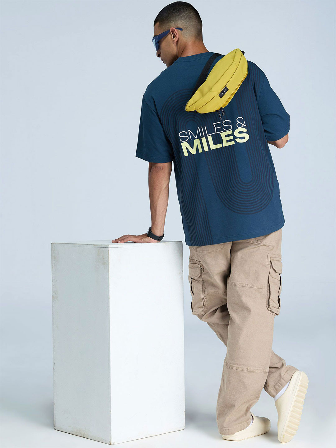 CAVA Men Steel Blue Graphic Oversized Tshirts