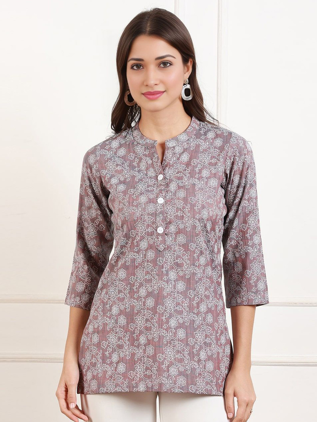 True Shape Floral Printed Mandarin Collar Short Kurti