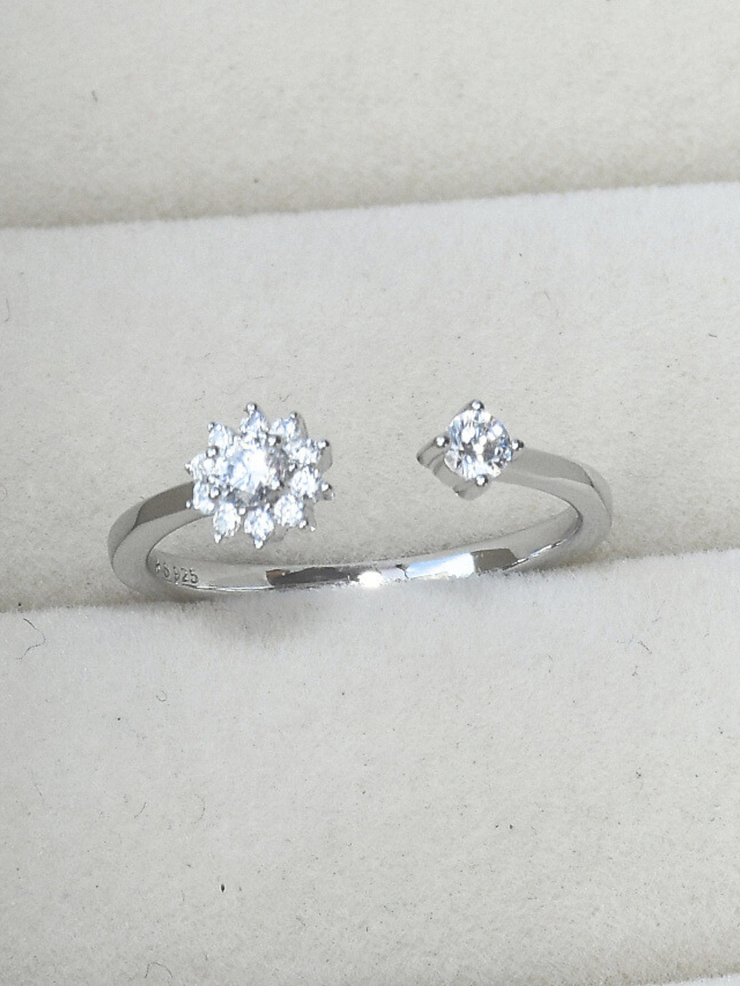 Satlaa Pure Real Sterling Silver Crystal Daisy Adjustable Female Cute Finger Ring