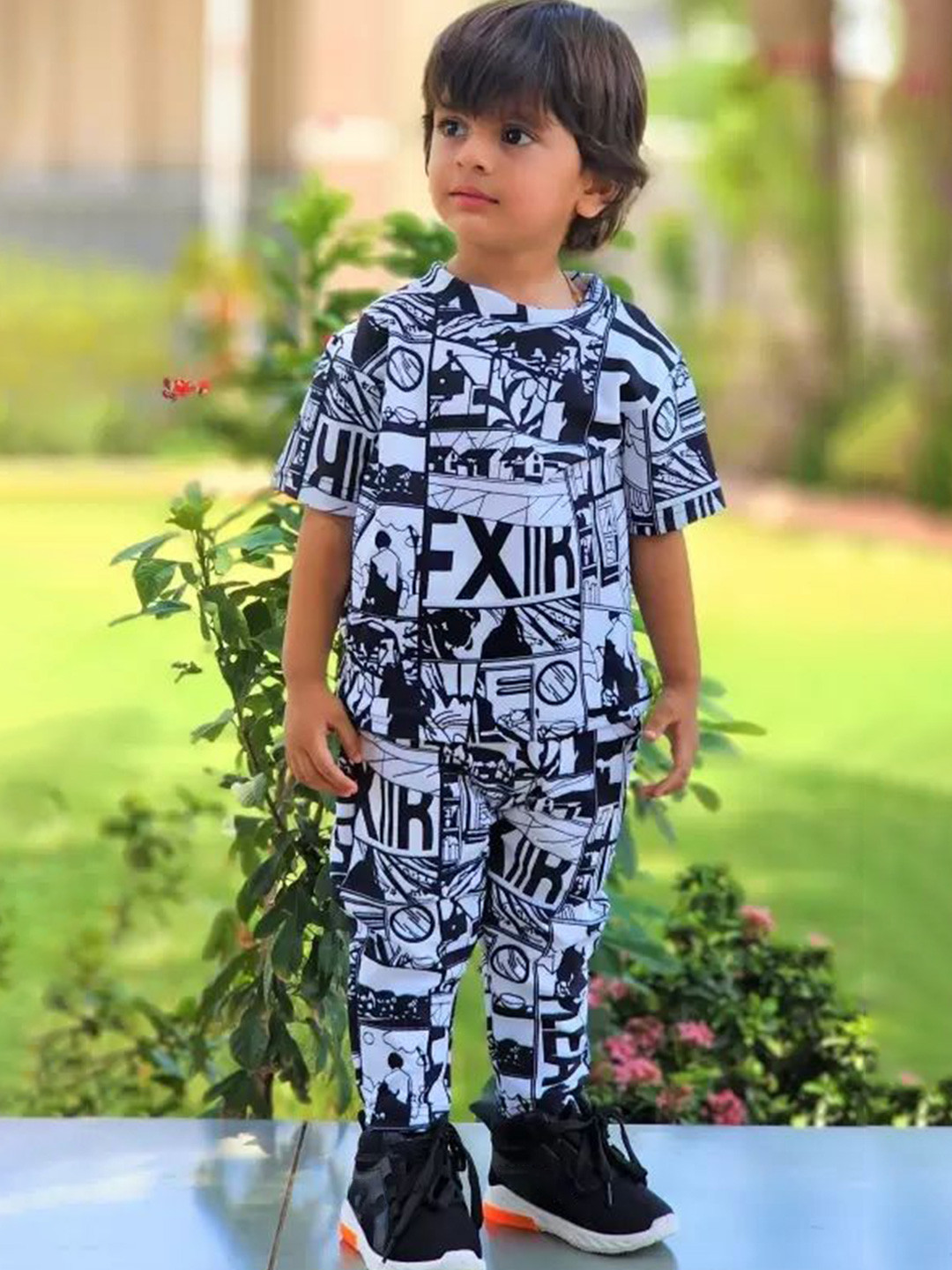 purple sky Kids Printed Round Neck T-Shirt With Trouser