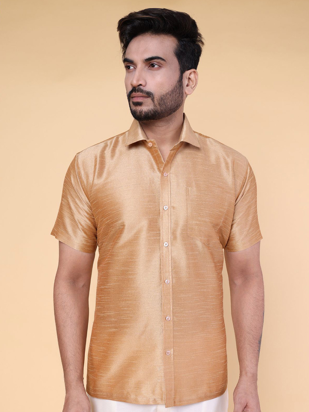 Rose Gold Solid Regular Fit Casual Shirt