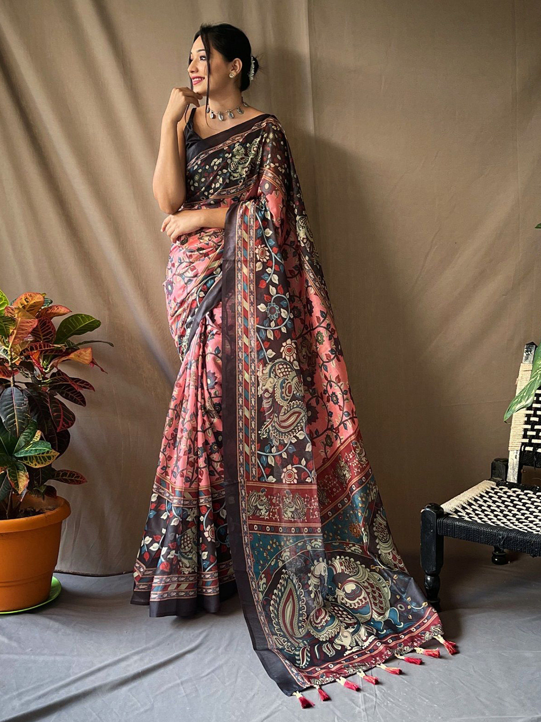 MORDEN MUSE Floral Pure Cotton Saree