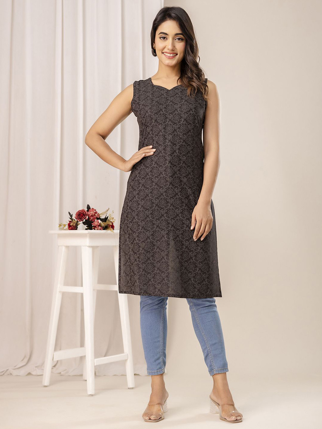 Nayo Women Cotton Floral Printed Indie Prints Kurta