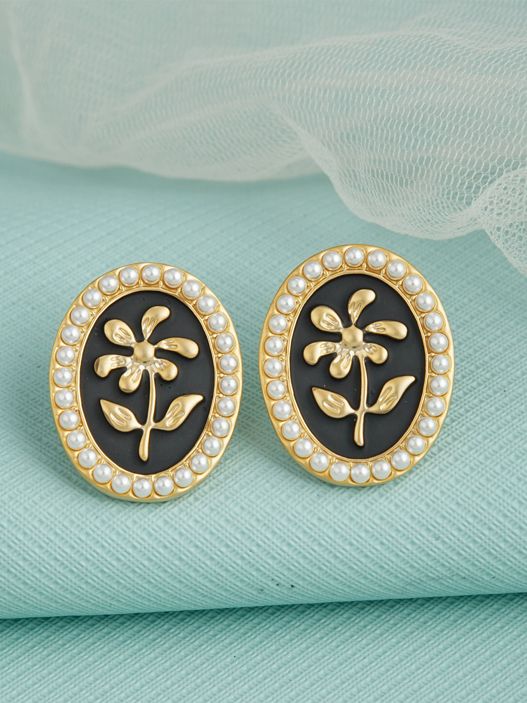 GC Jewelery Gold-Plated Artificial Stones and Beads Chunky Oval Studs