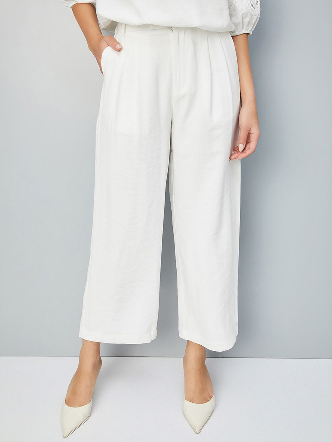 max Women Pleated Parallel Trousers