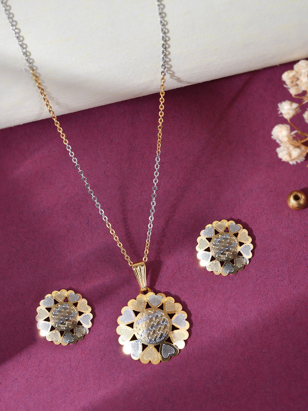 Anouk Dual-Plated Flower Shaped Details Jewellery Set