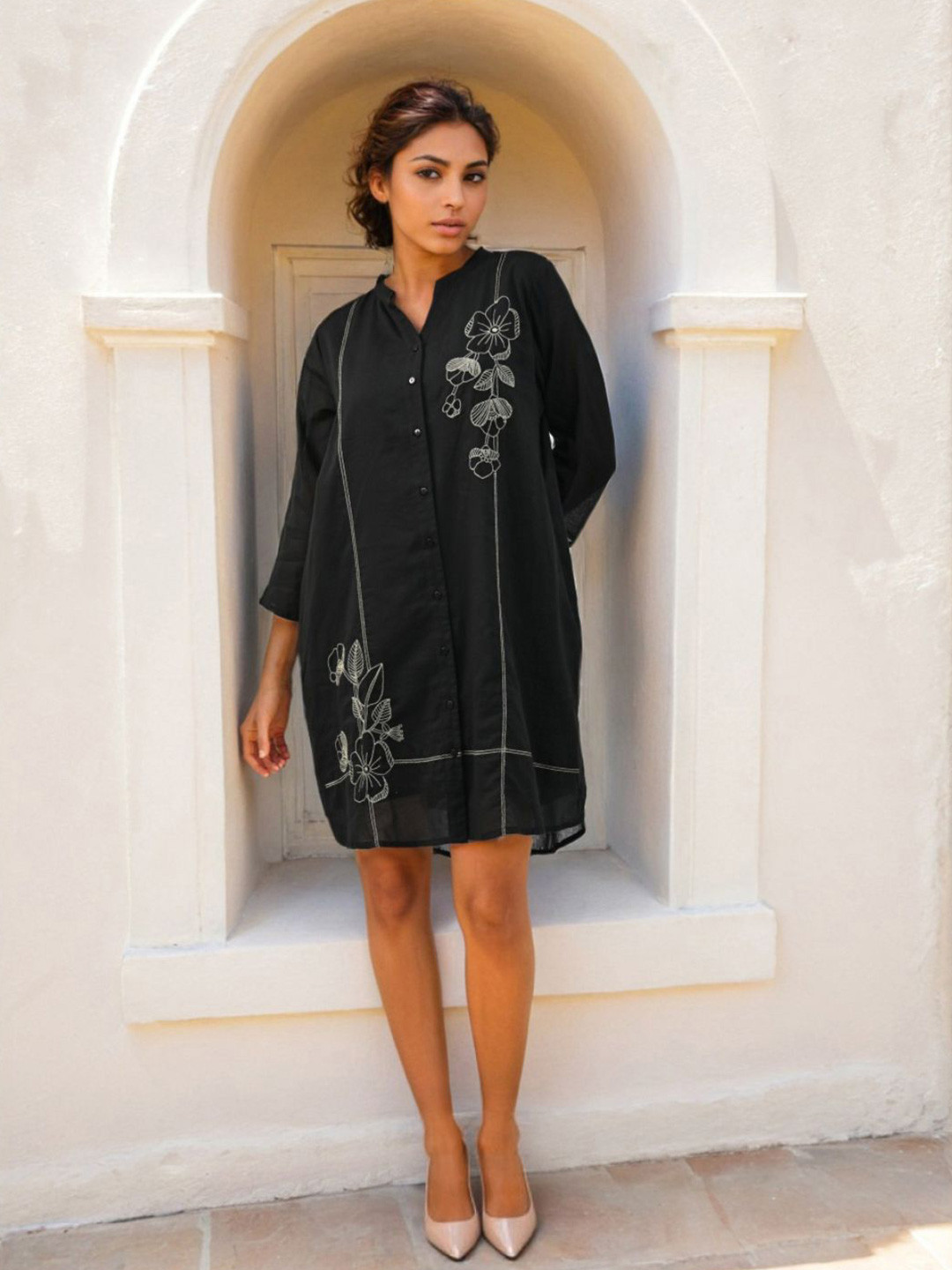 Zolo Label Women Relaxed Fit Black Pure Cotton Dress