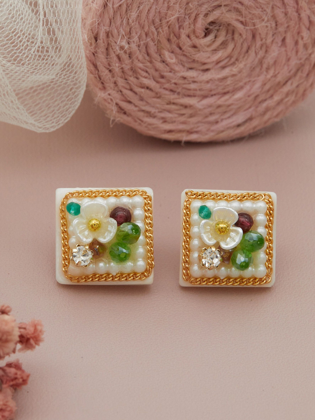 GC Jewelery Gold-Plated Square Studs Earrings