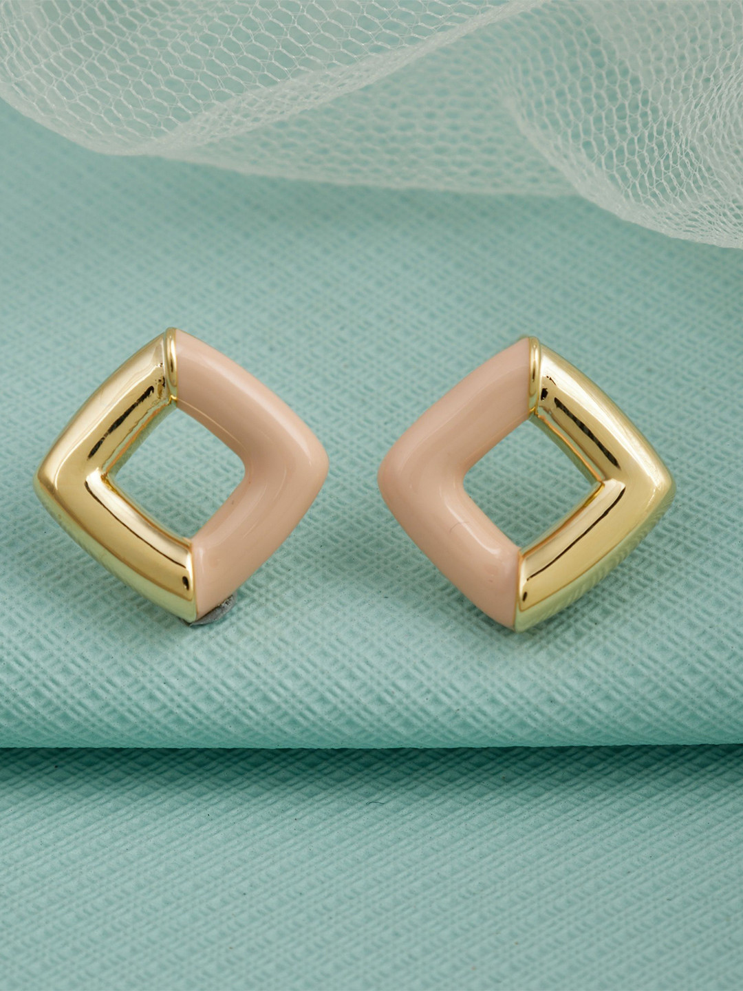 GC Jewelery Gold-Plated Chunky Diamond Shaped Studs