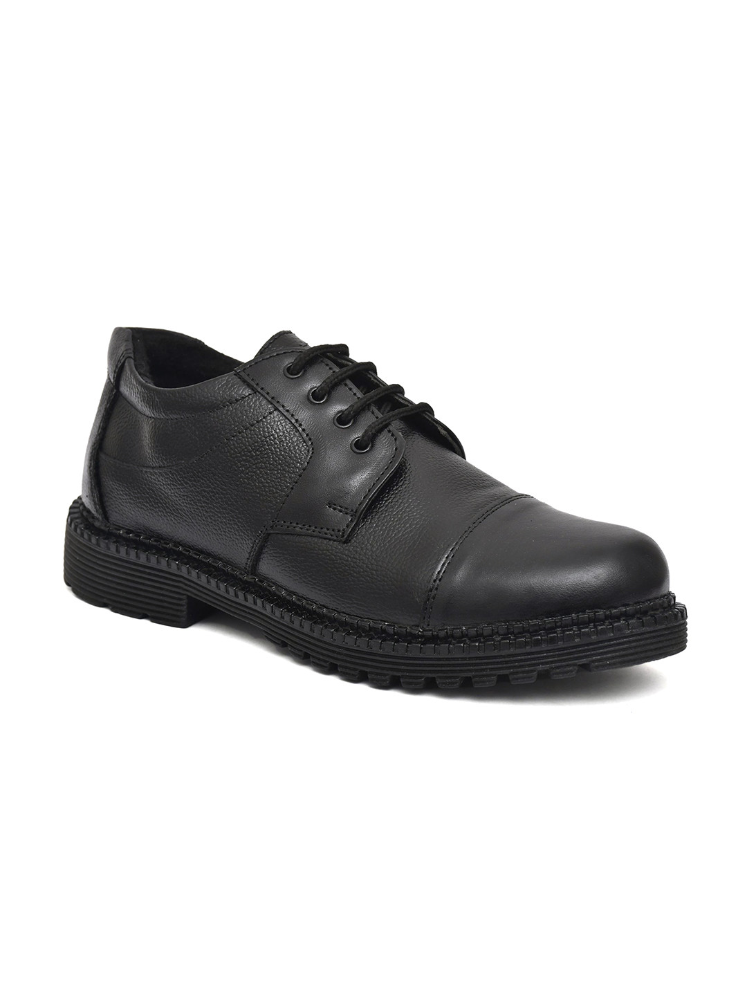 PILLAA Men Textured Leather fwd