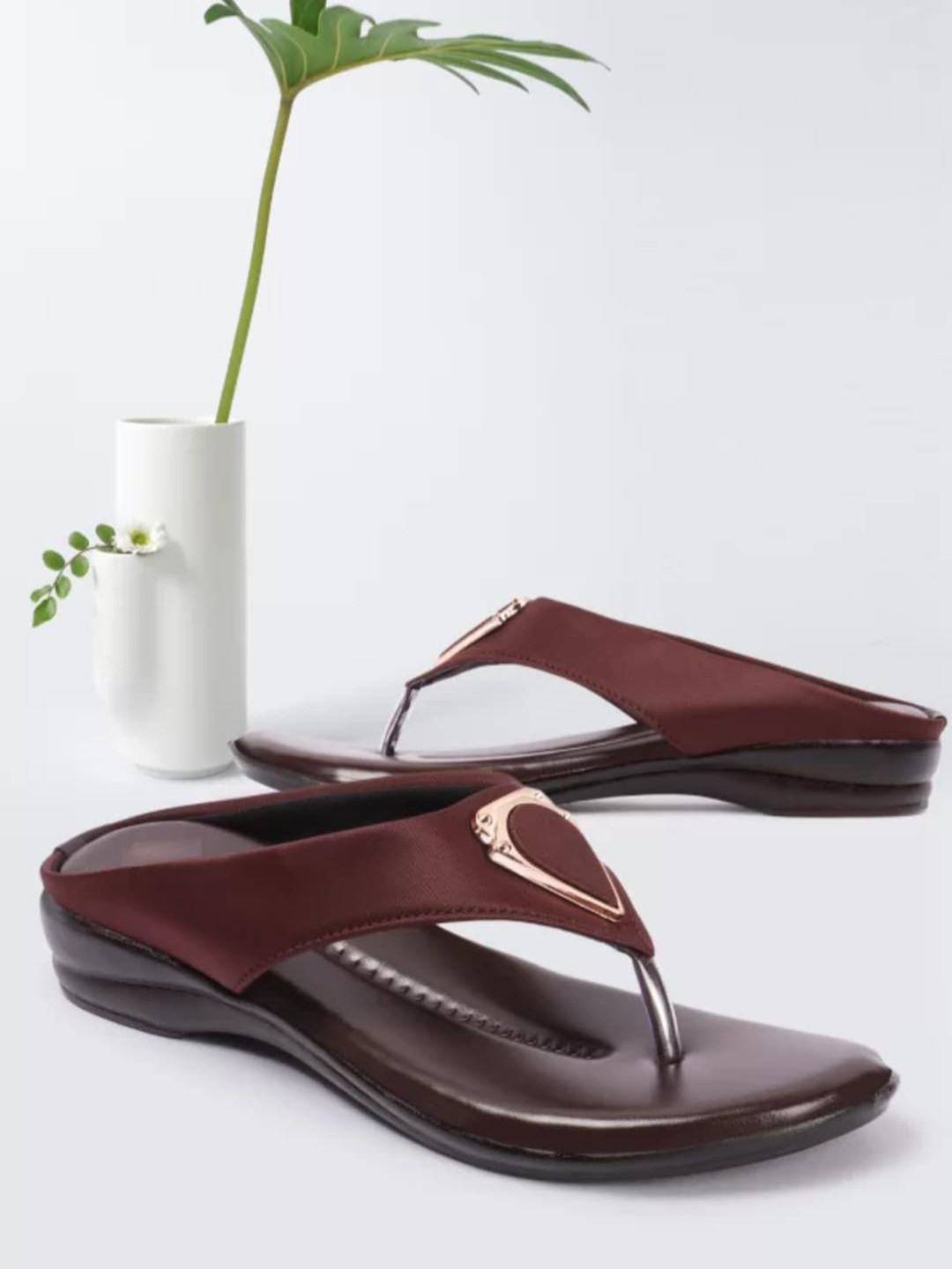 HUNYZA FOOTWEAR Women Open Toe Flats