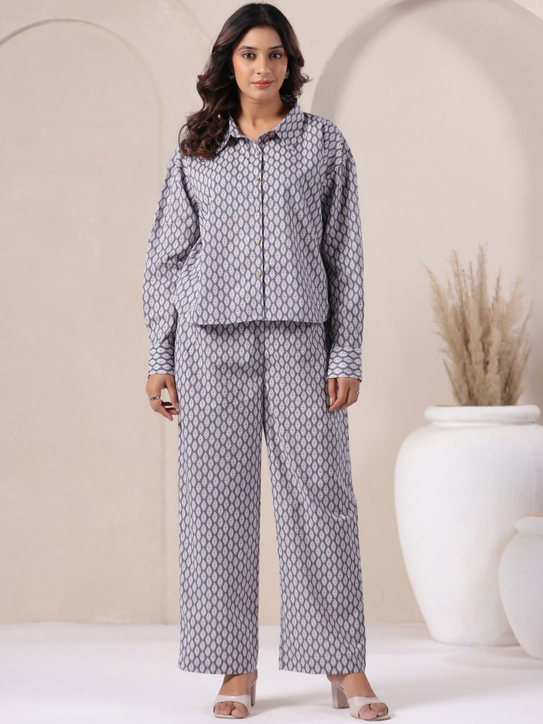 Zenava by Myntra Ikat Printed Cotton Shirt With Trousers Co-Ords
