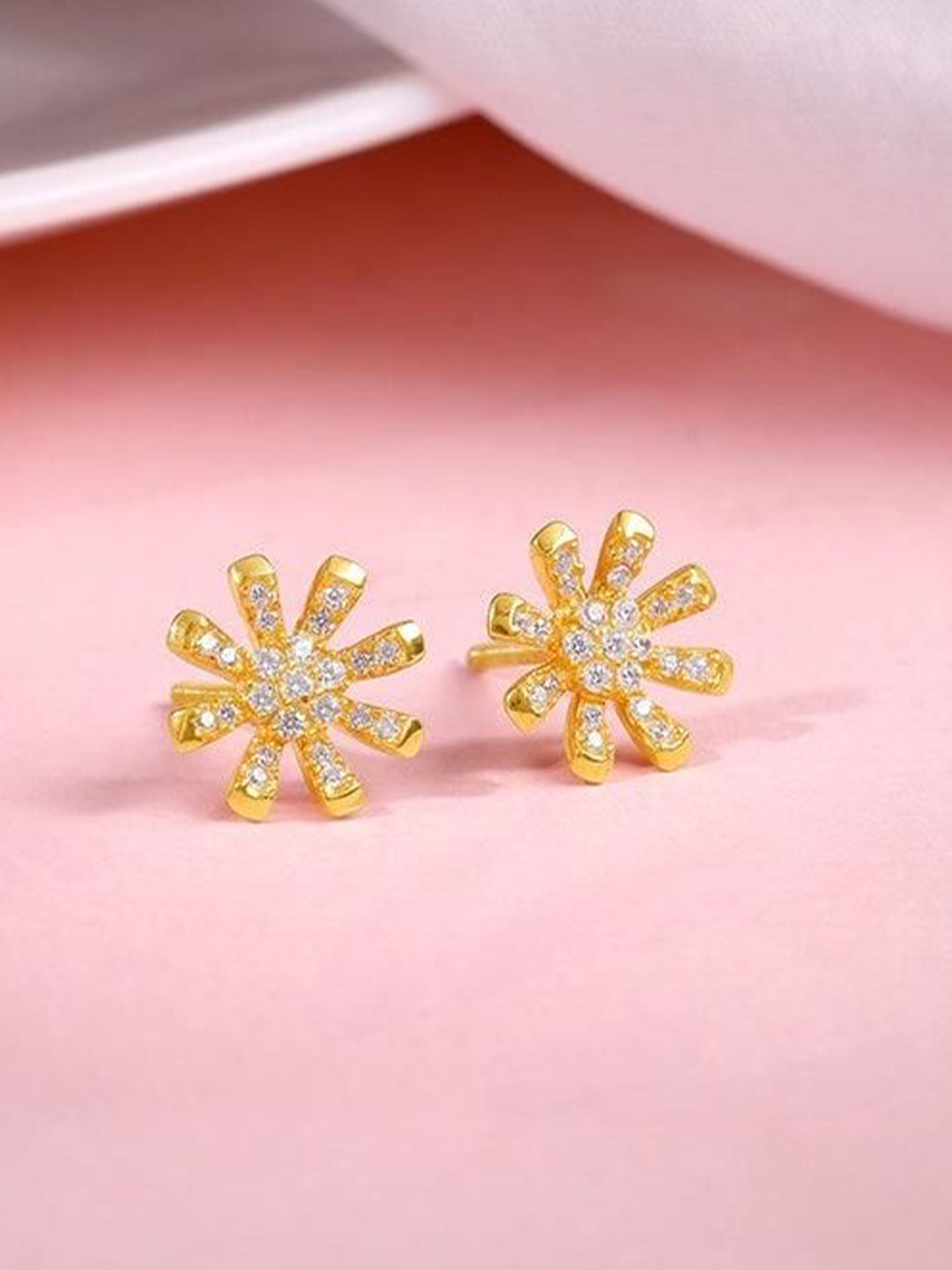 GIVA Floral Studs Earrings
