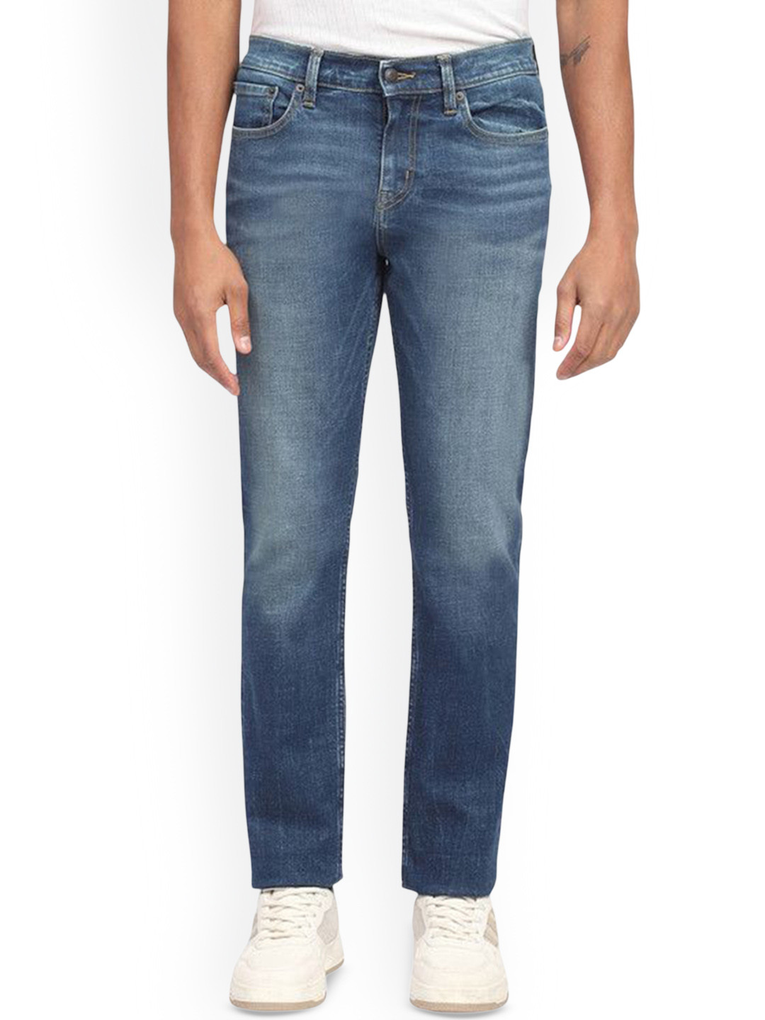 EVERBLUE MenComfort Fit Mid-Rise Clean Look No Fade Jeans