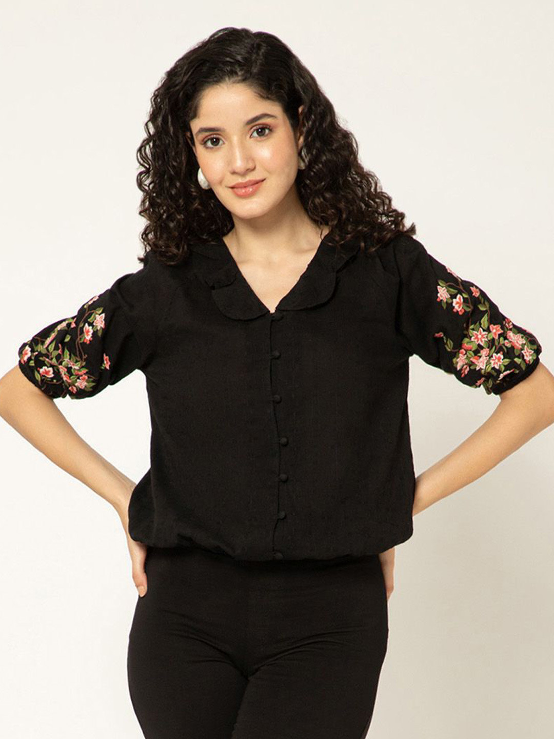 B77 Floral Embroidered Puff Sleeve Organic Cotton Blouson Top