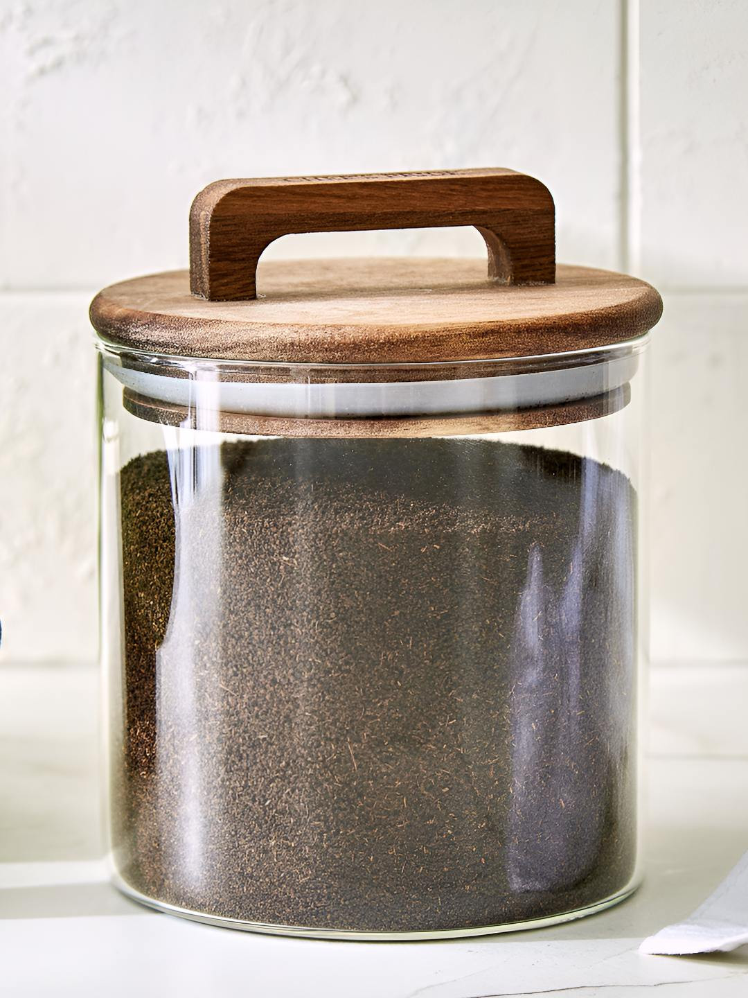 Home Centre Chefs Pride Marcus Transparent Borosilicate Glass Clip-On Canister-600ml