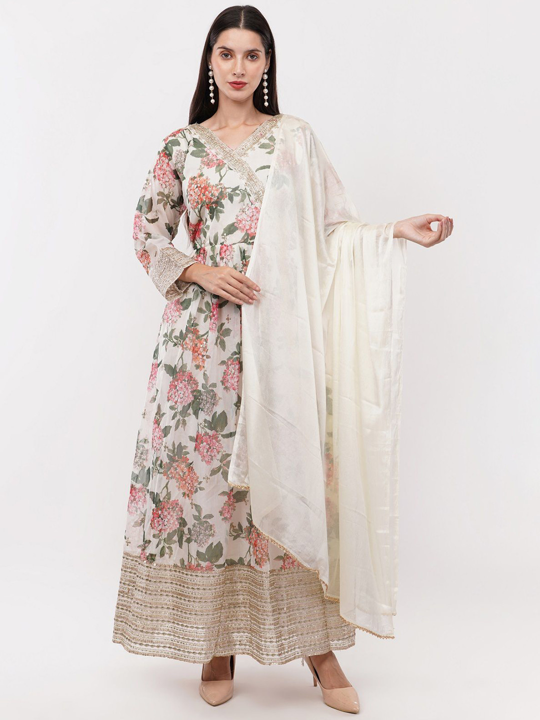 dhartii Women Floral Kurta with Sharara & With Dupatta