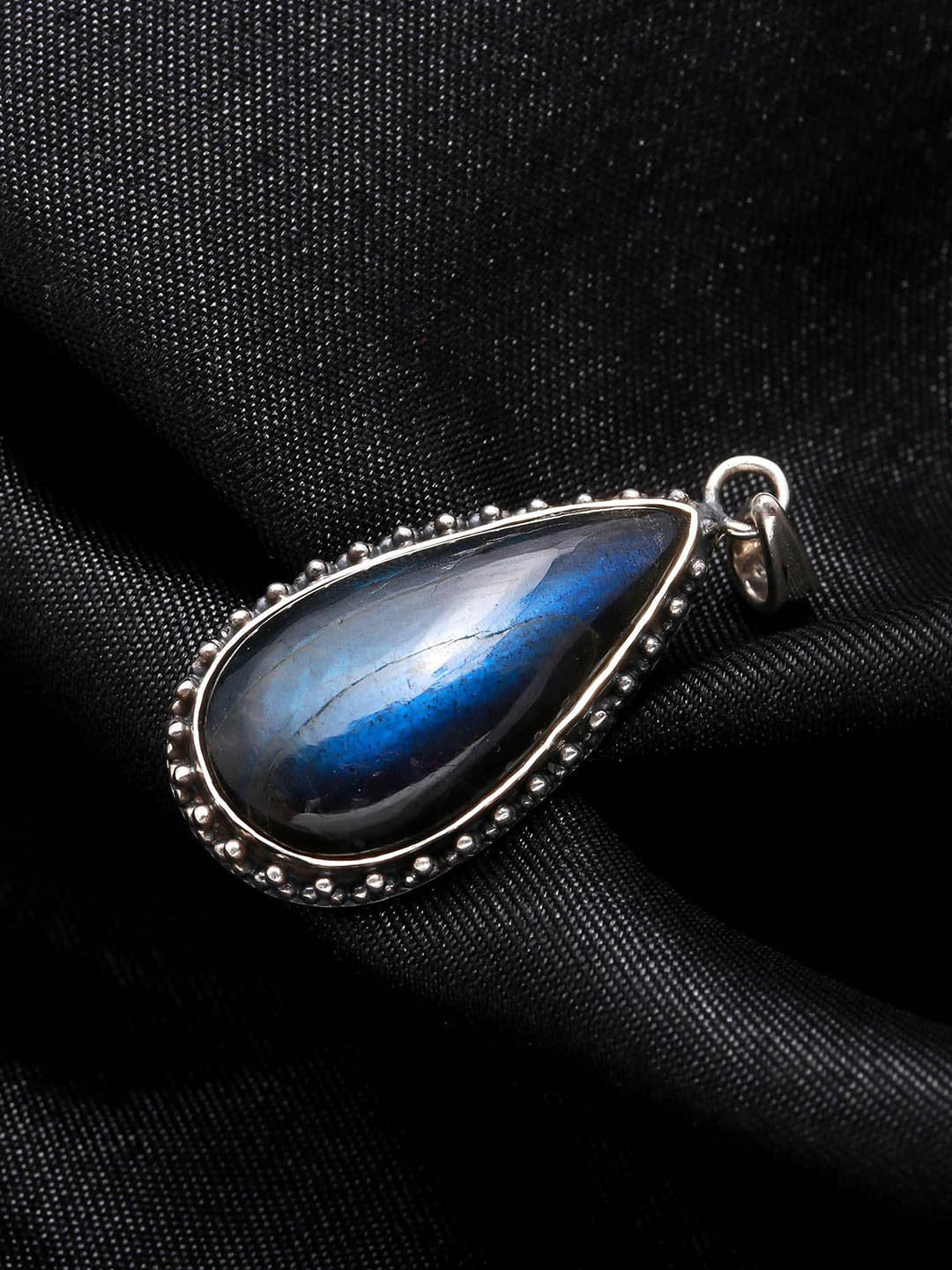 ORO ALMA Women Rhodium-Plated Meteor Glow Pendant