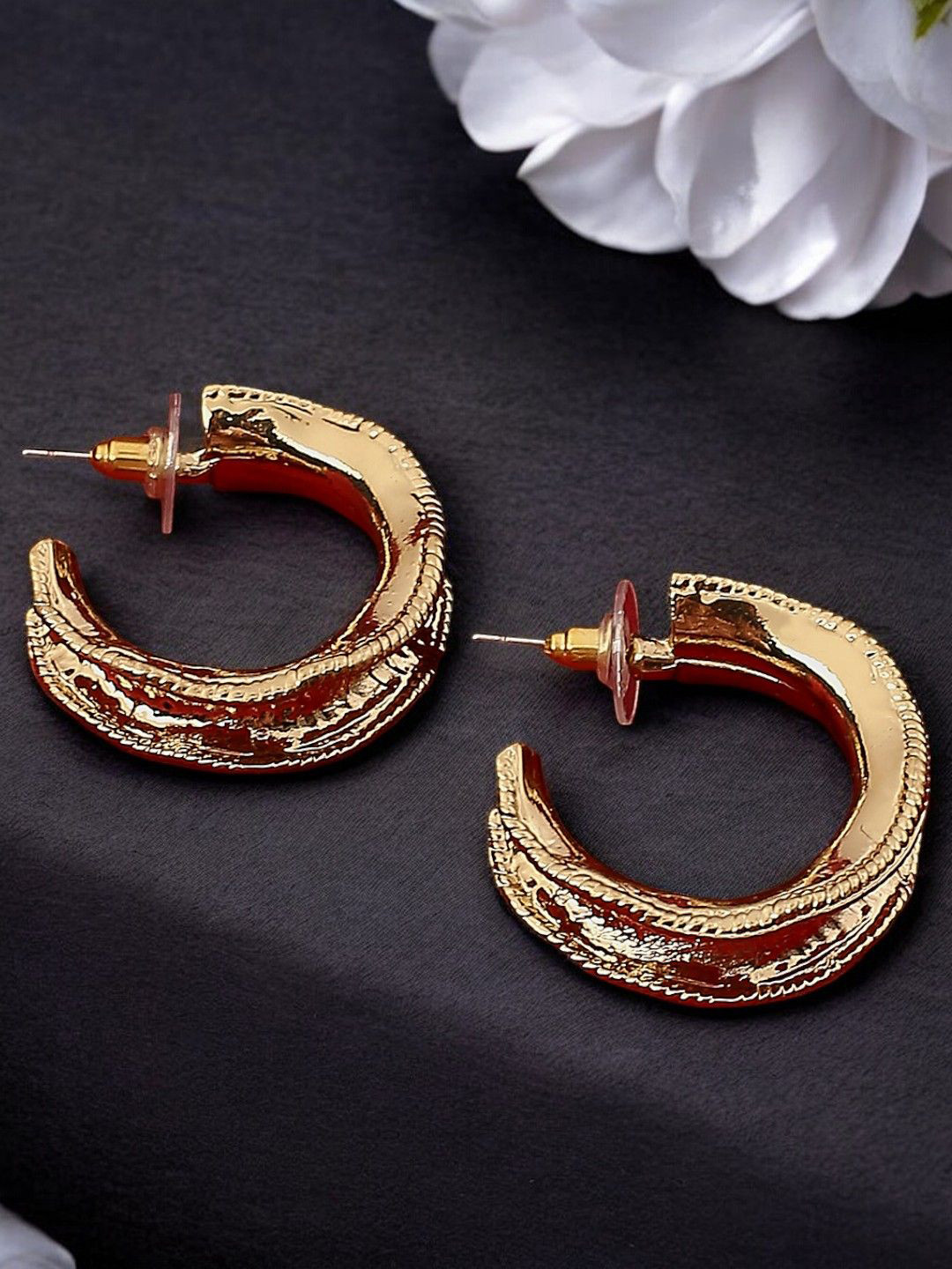 OOMPH Contemporary Twisted Hoop Earrings