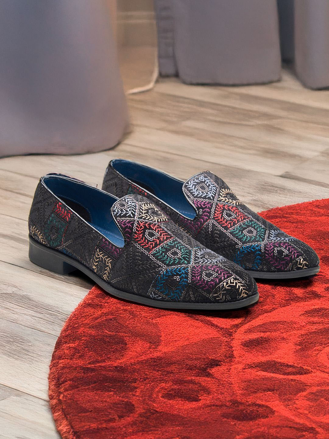 MICHAEL ANGELO Syracuse Men Embroidered Lightweight Ethnic Loafers