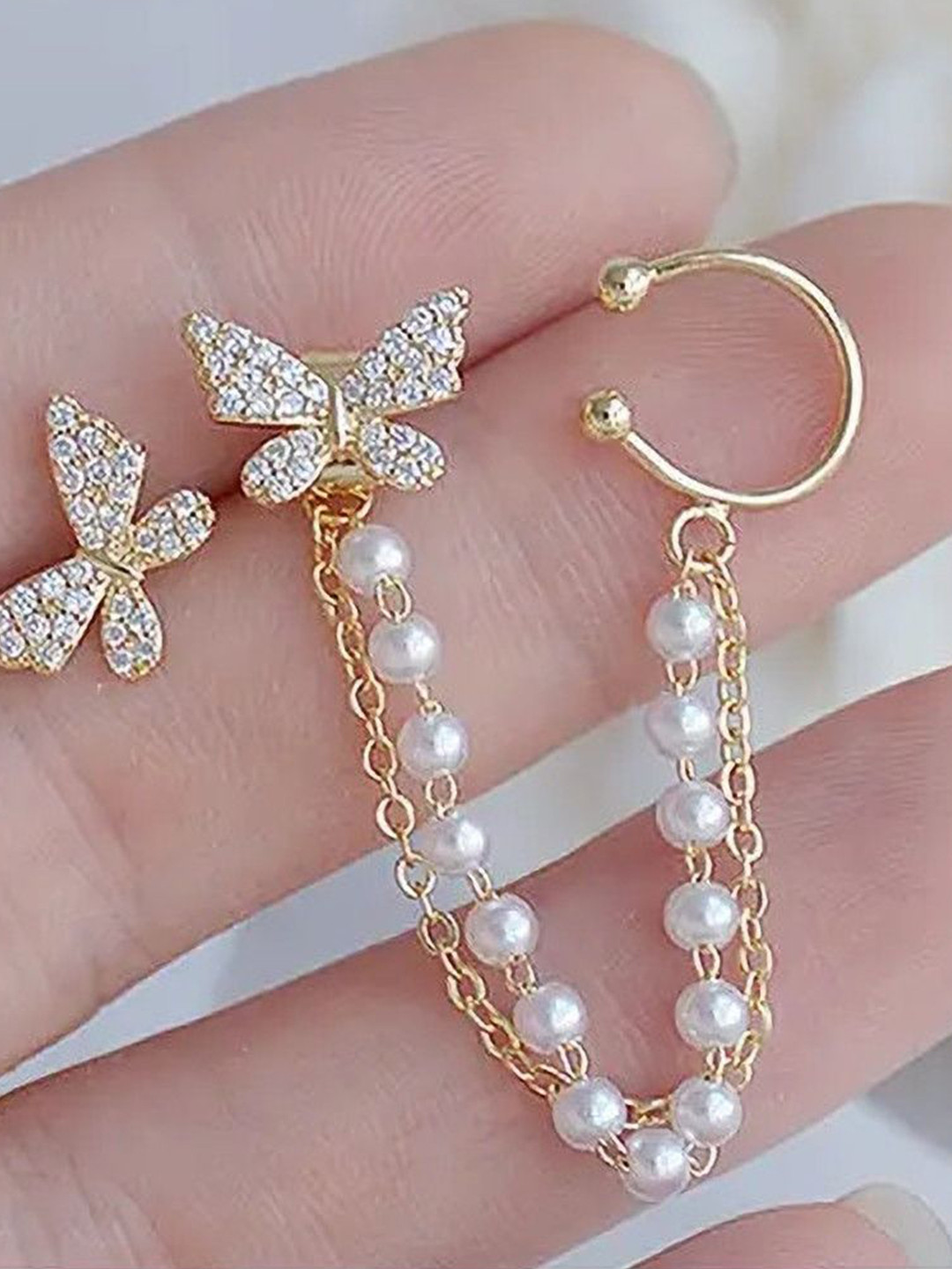 DressBerry Artificial Stoned and Beaded Contemporary Shaped Studs Earrings