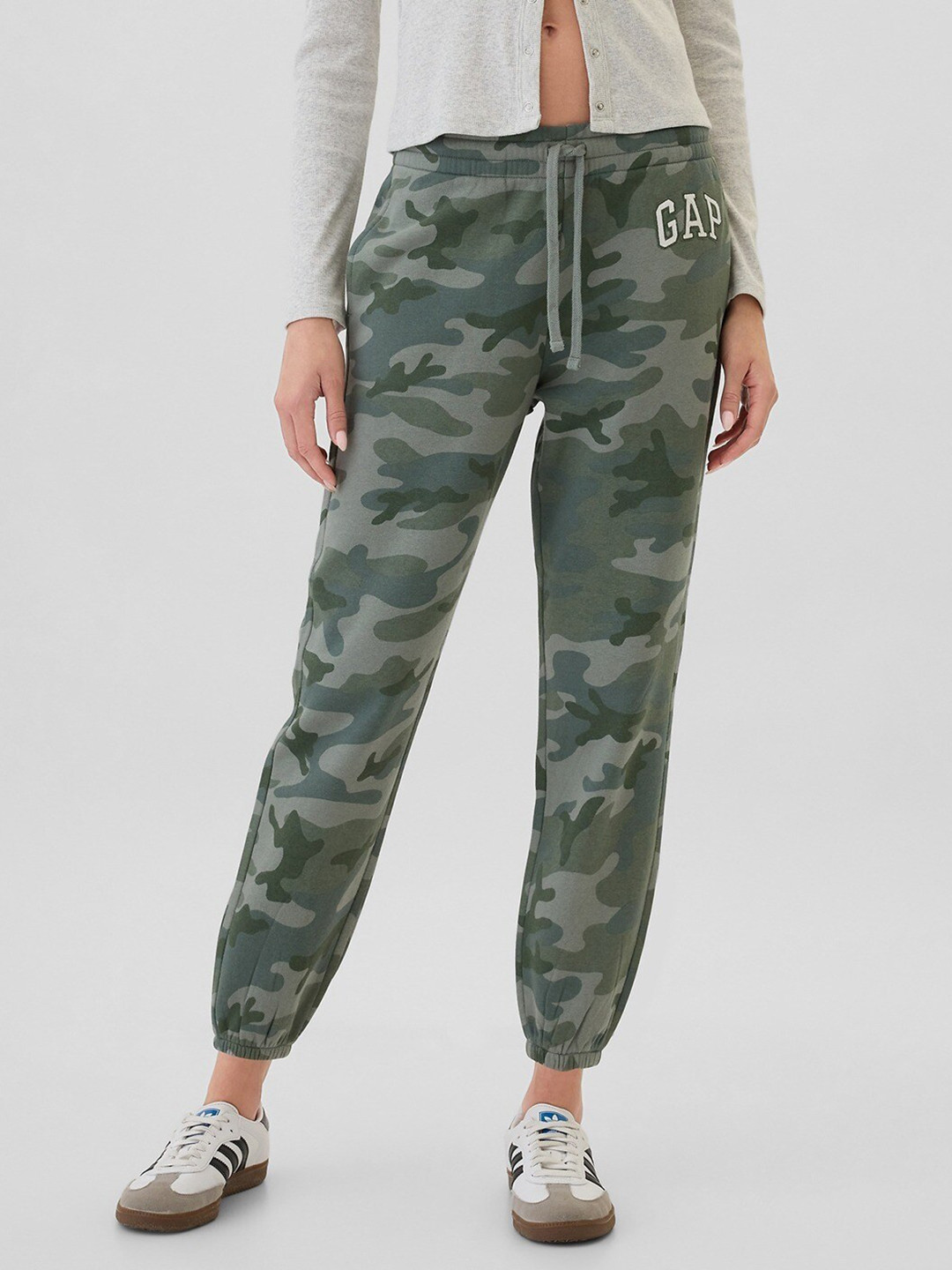 GAP Women Camouflage Printed Regular Fit Jogger