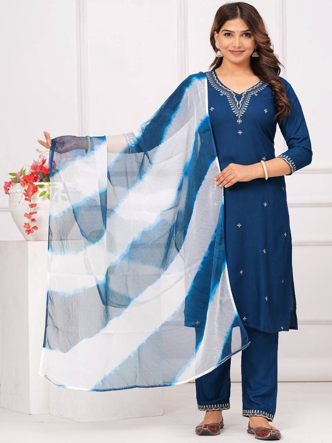 WESTERN COTTON Floral Embroidered Thread Work Straight Kurta with Palazzos & Dupatta