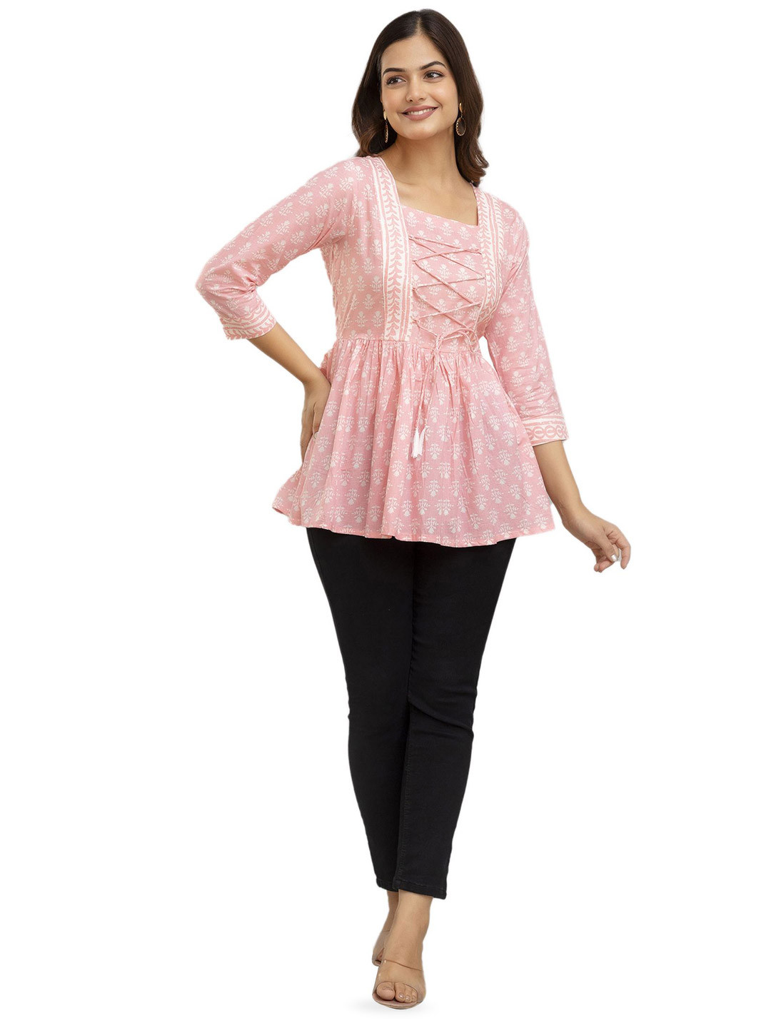 DMP EXPORT Women Thread Work Kurta