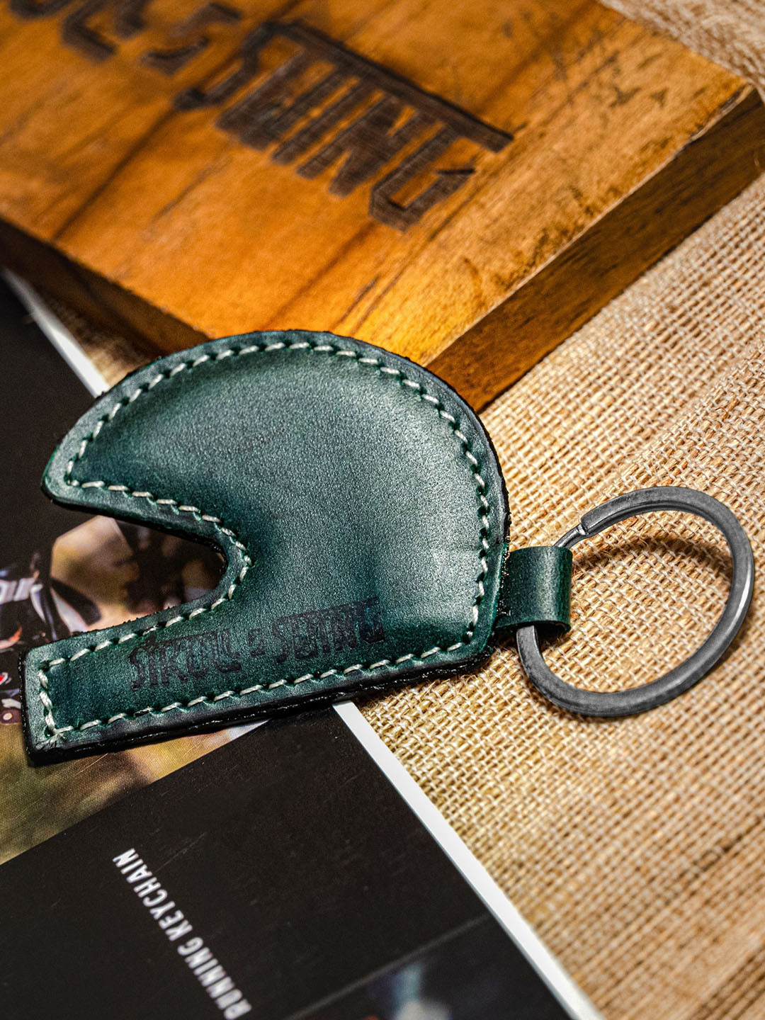 Stroll and swing Men Helmet Keychain