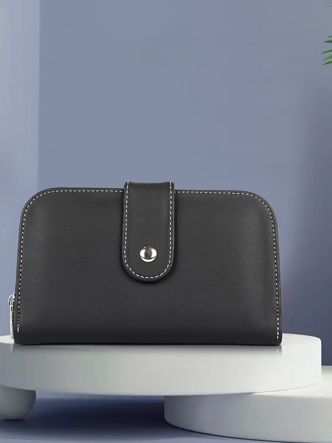NORVE Women Solid Zipper Clutch Wallet