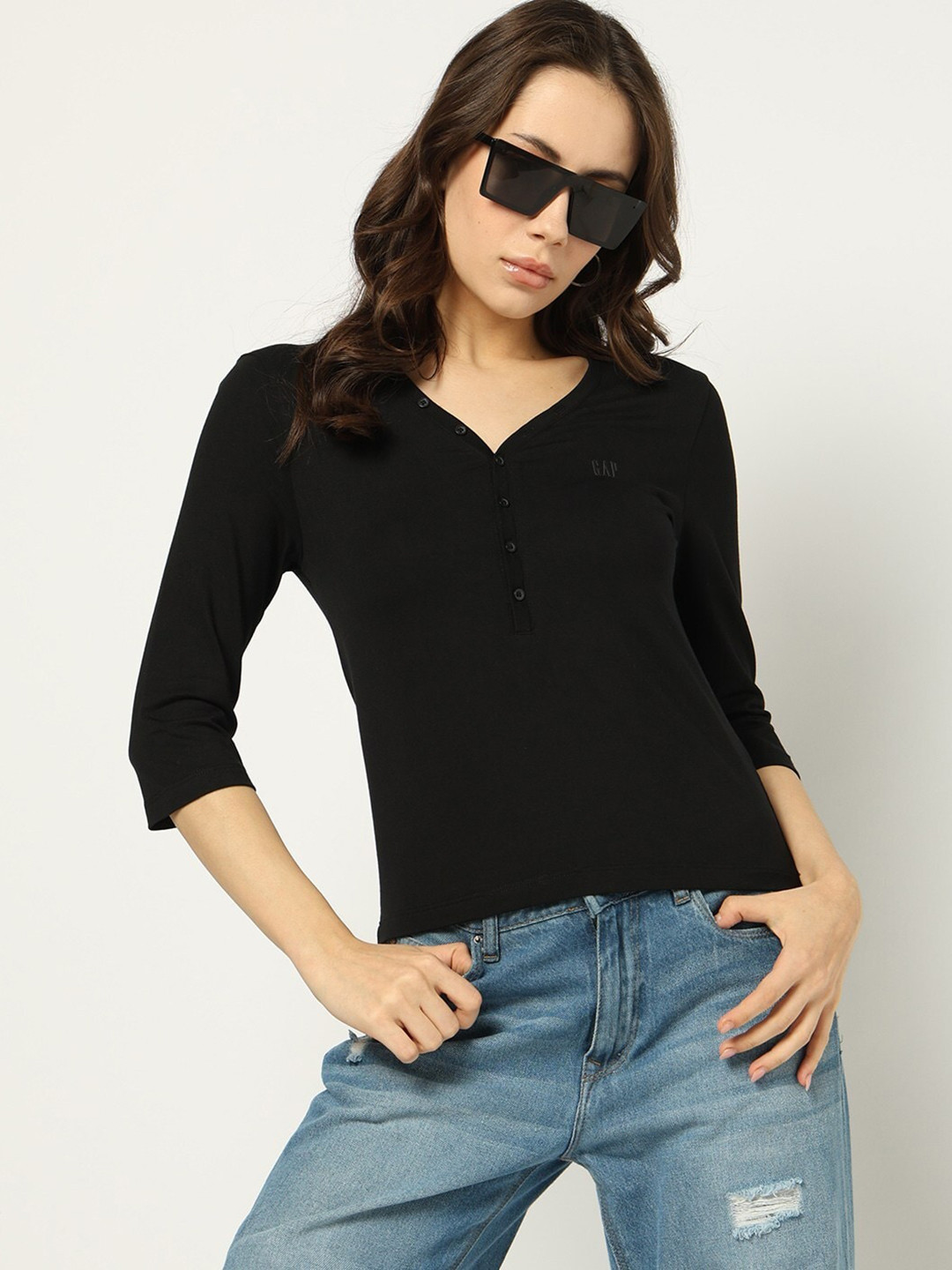 GAP V-Neck Three-Quarter Sleeves Top