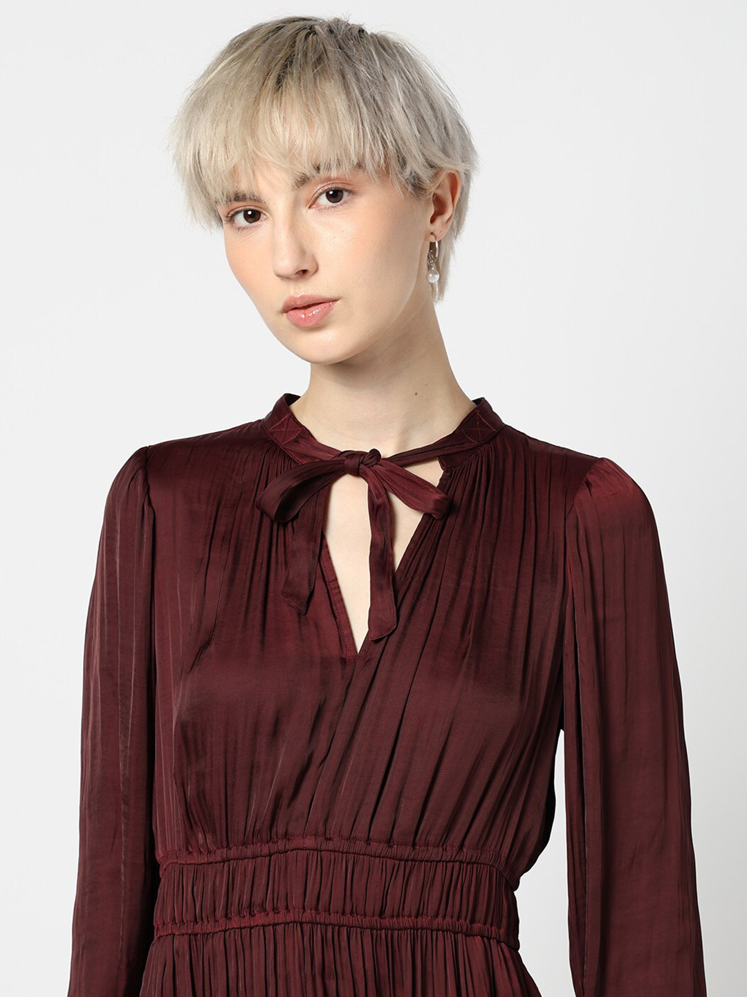 GAP Tie-Up Neck Gathered Detail Puff Sleeves Satin-Finish Party Fit & Flare Midi Dress