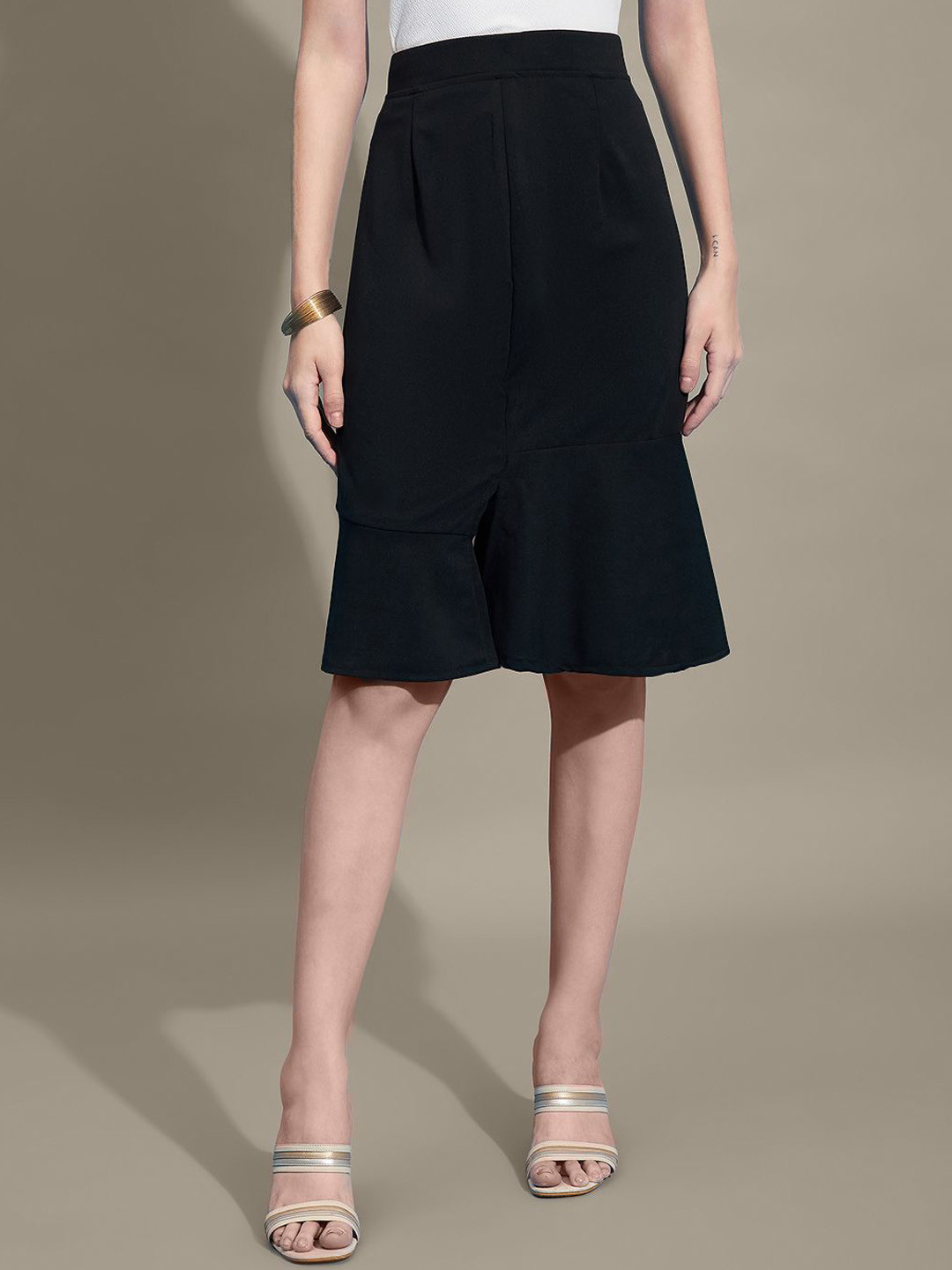 QIOA Pencil Fish Cut Knee Length Skirt